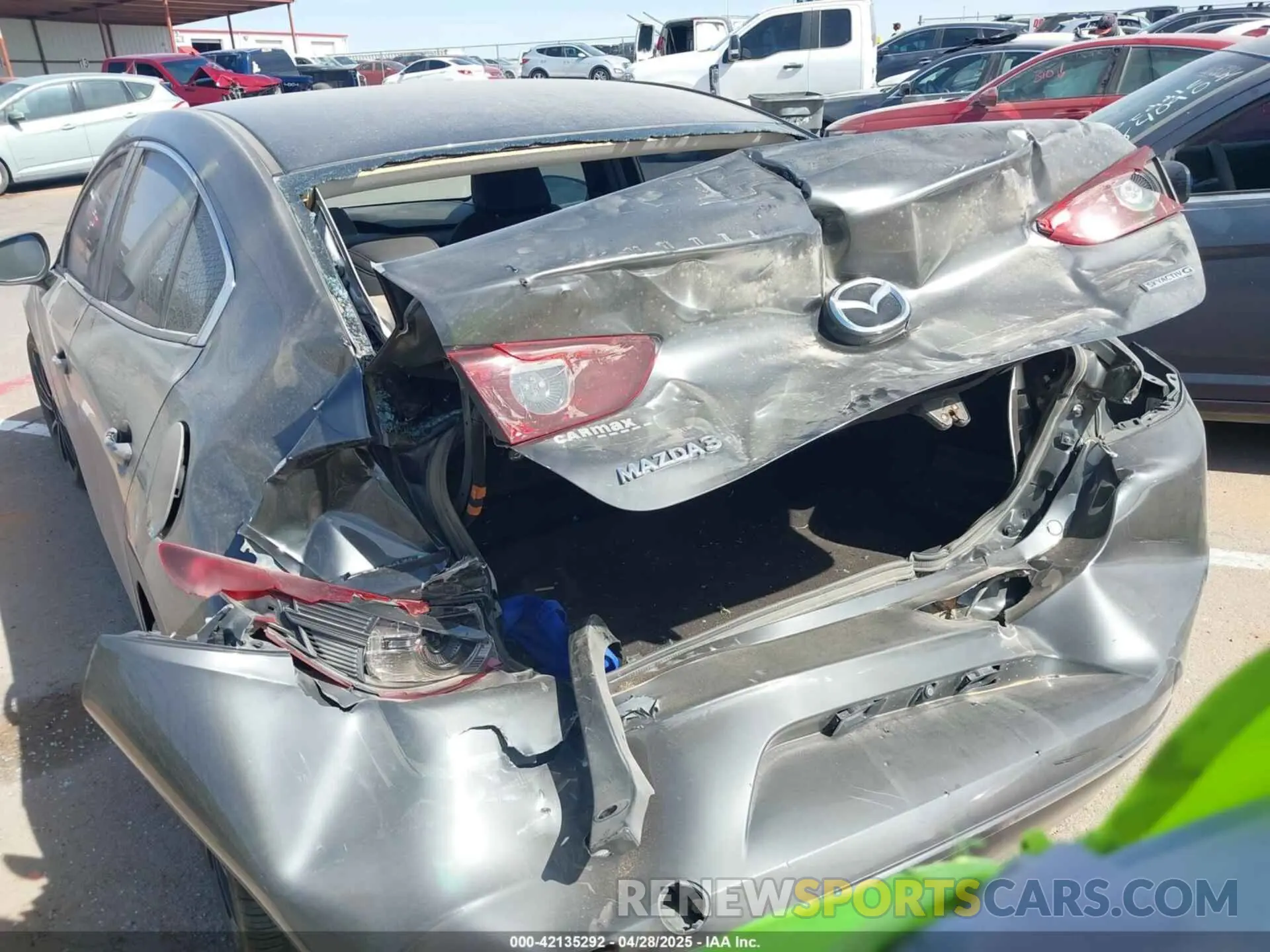 3 Фотография поврежденного автомобиля JM1BPABL7M1334057 MAZDA MAZDA3 2021