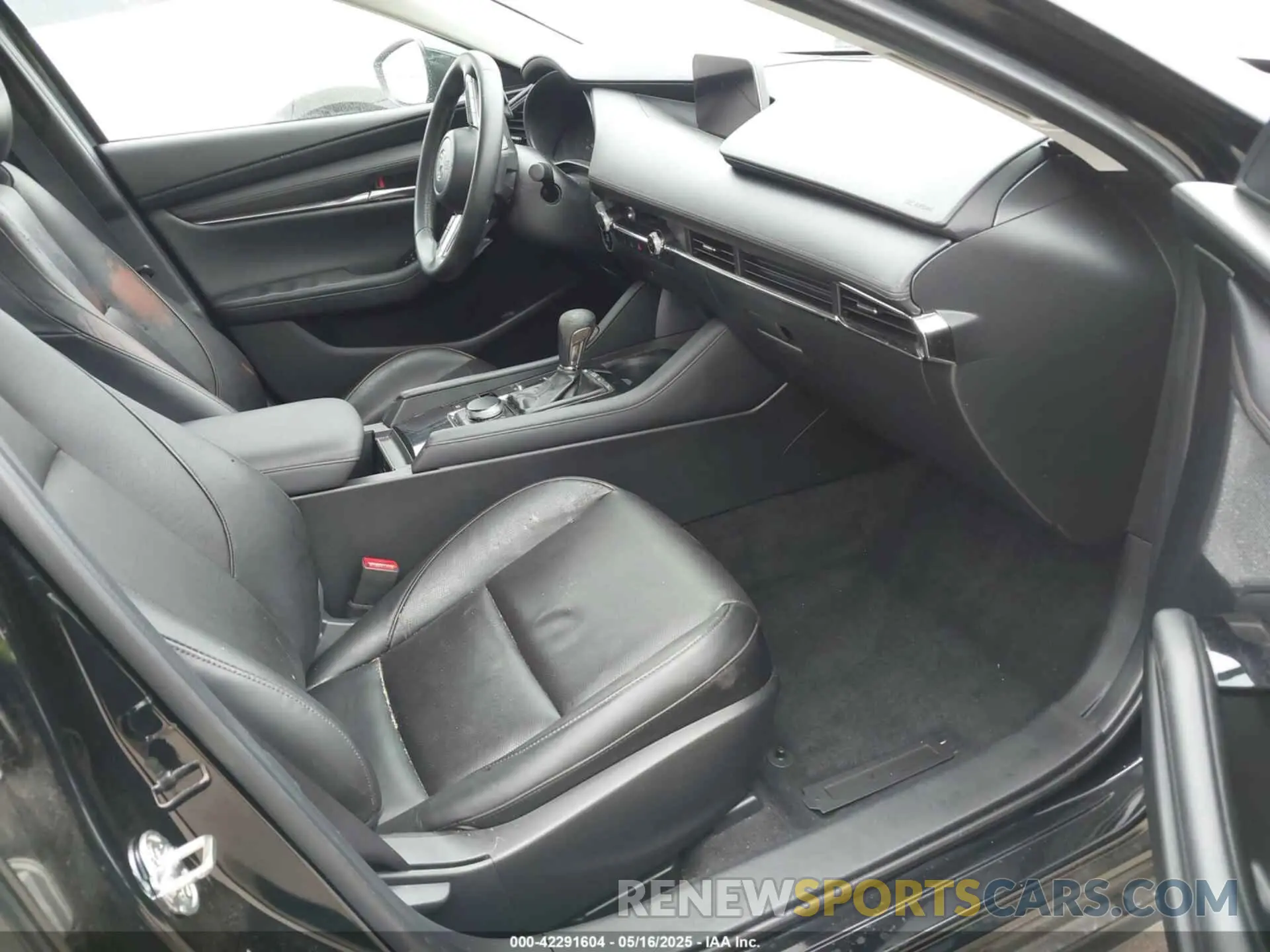 5 Фотография поврежденного автомобиля JM1BPADL4M1329041 MAZDA MAZDA3 2021
