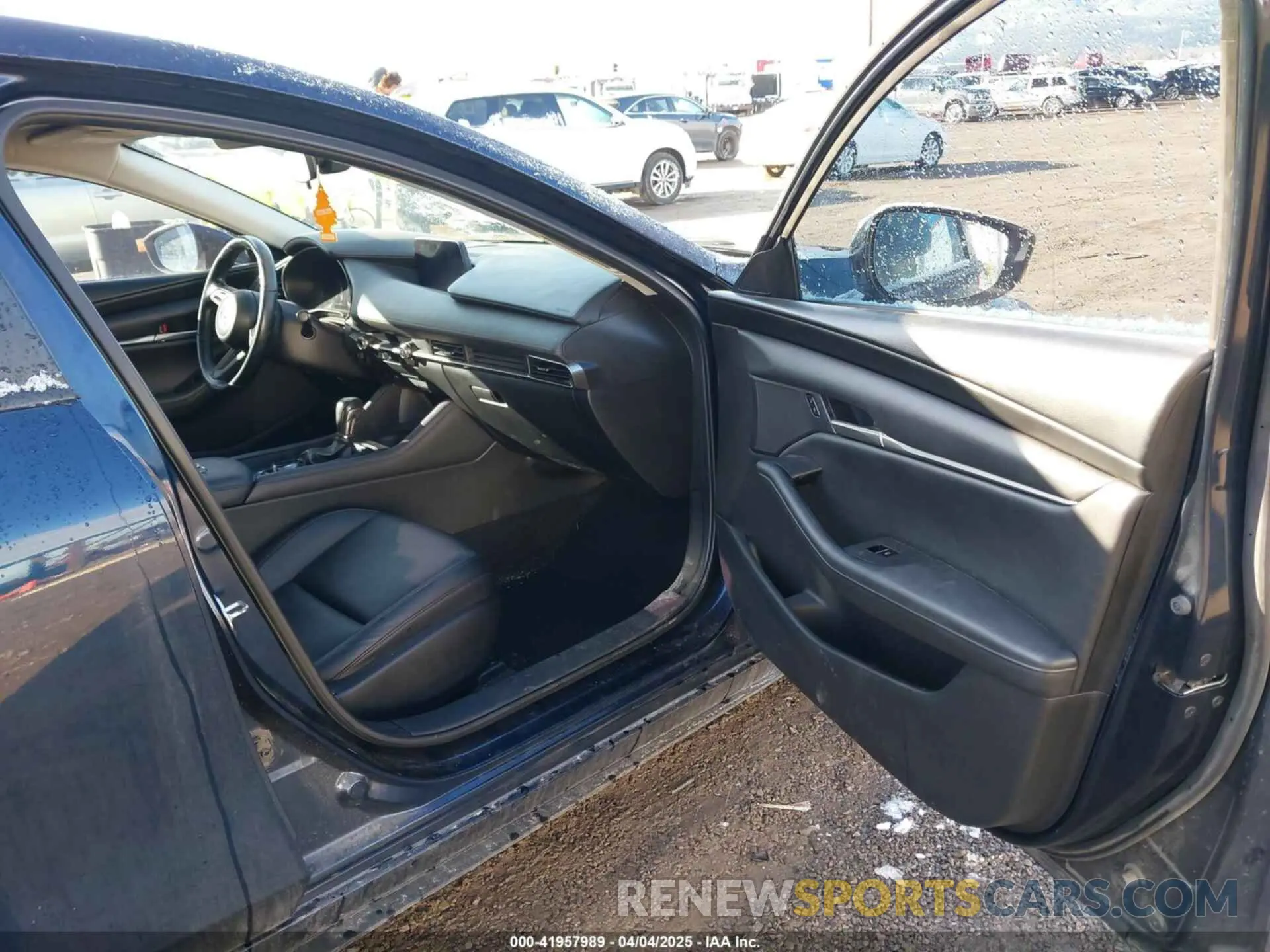 5 Фотография поврежденного автомобиля JM1BPBBL5M1346858 MAZDA MAZDA3 2021