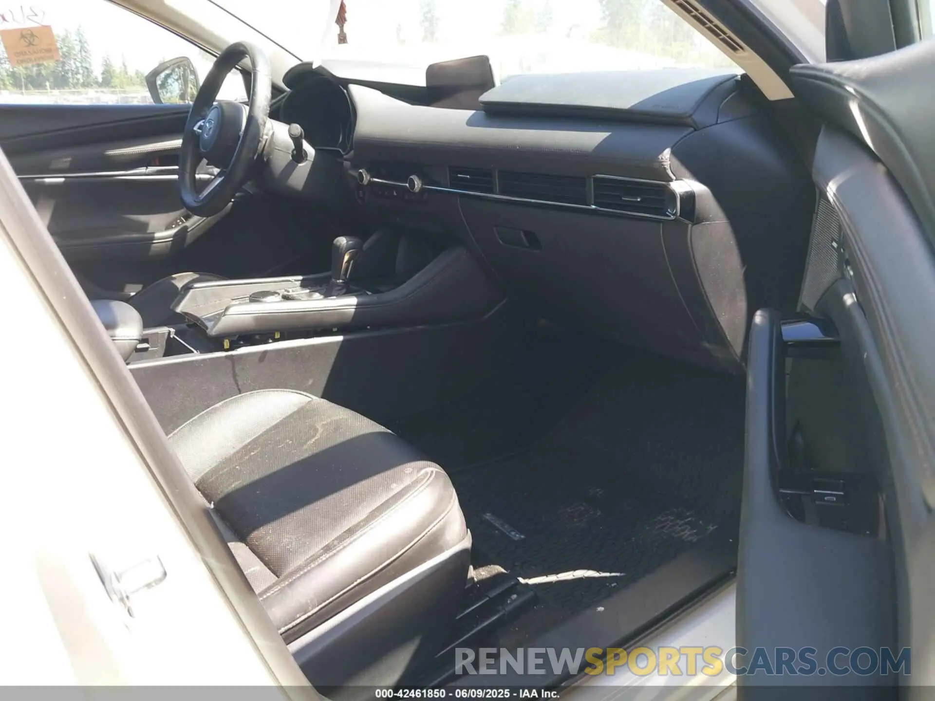 5 Фотография поврежденного автомобиля JM1BPBDL6M1340029 MAZDA MAZDA3 2021