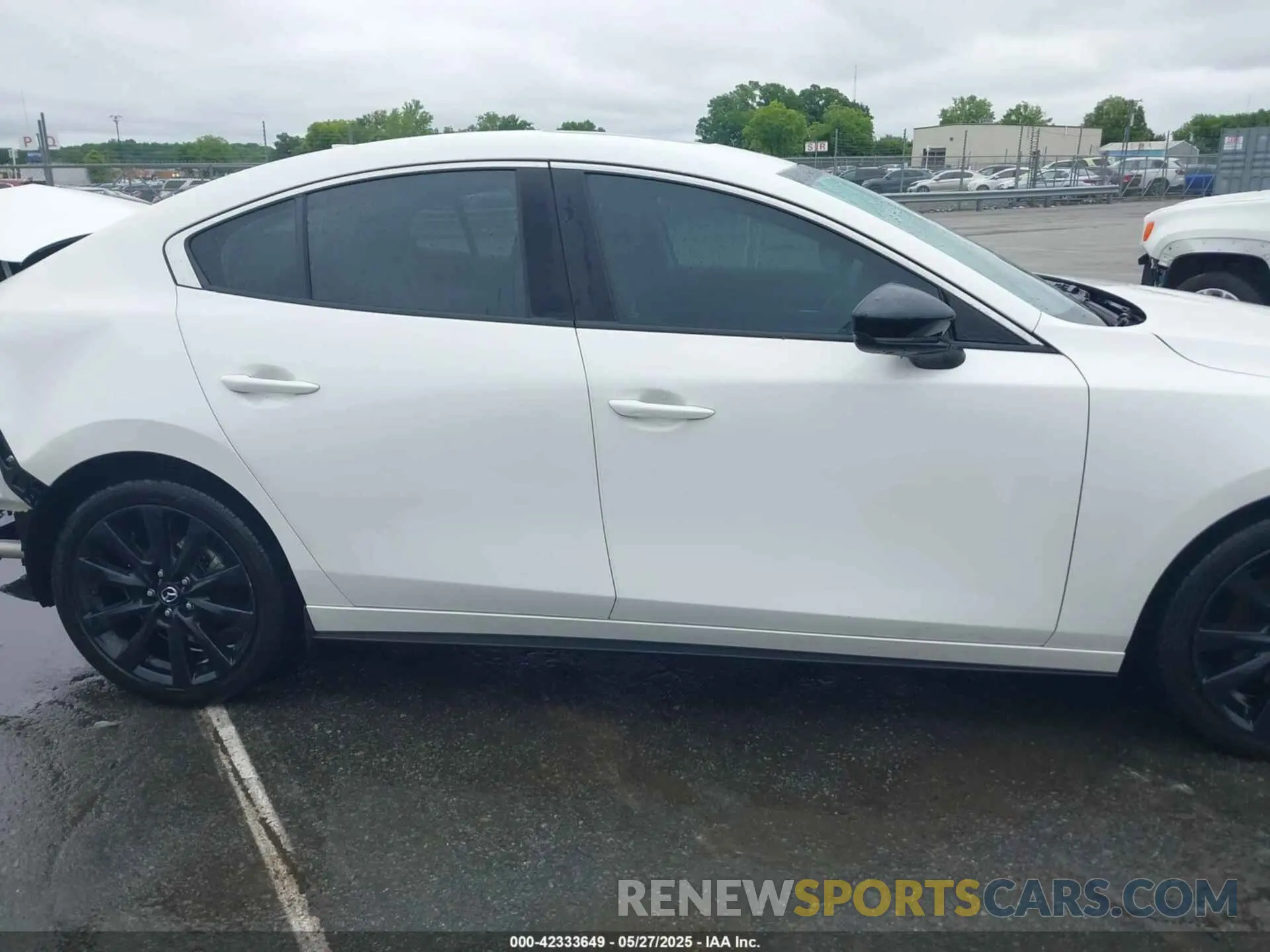 14 Фотография поврежденного автомобиля JM1BPBEY3M1316457 MAZDA MAZDA3 2021