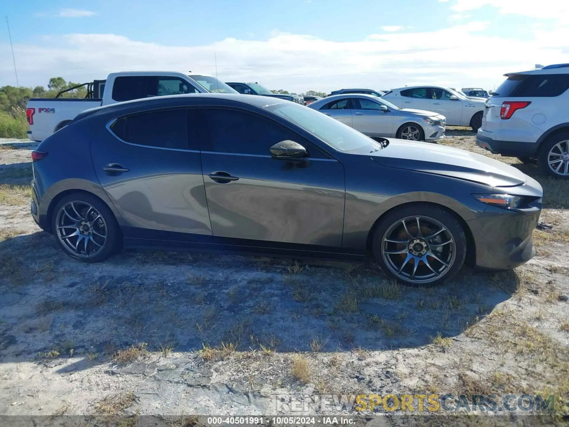 13 Фотография поврежденного автомобиля JM1BPBJY3M1402180 MAZDA MAZDA3 2021