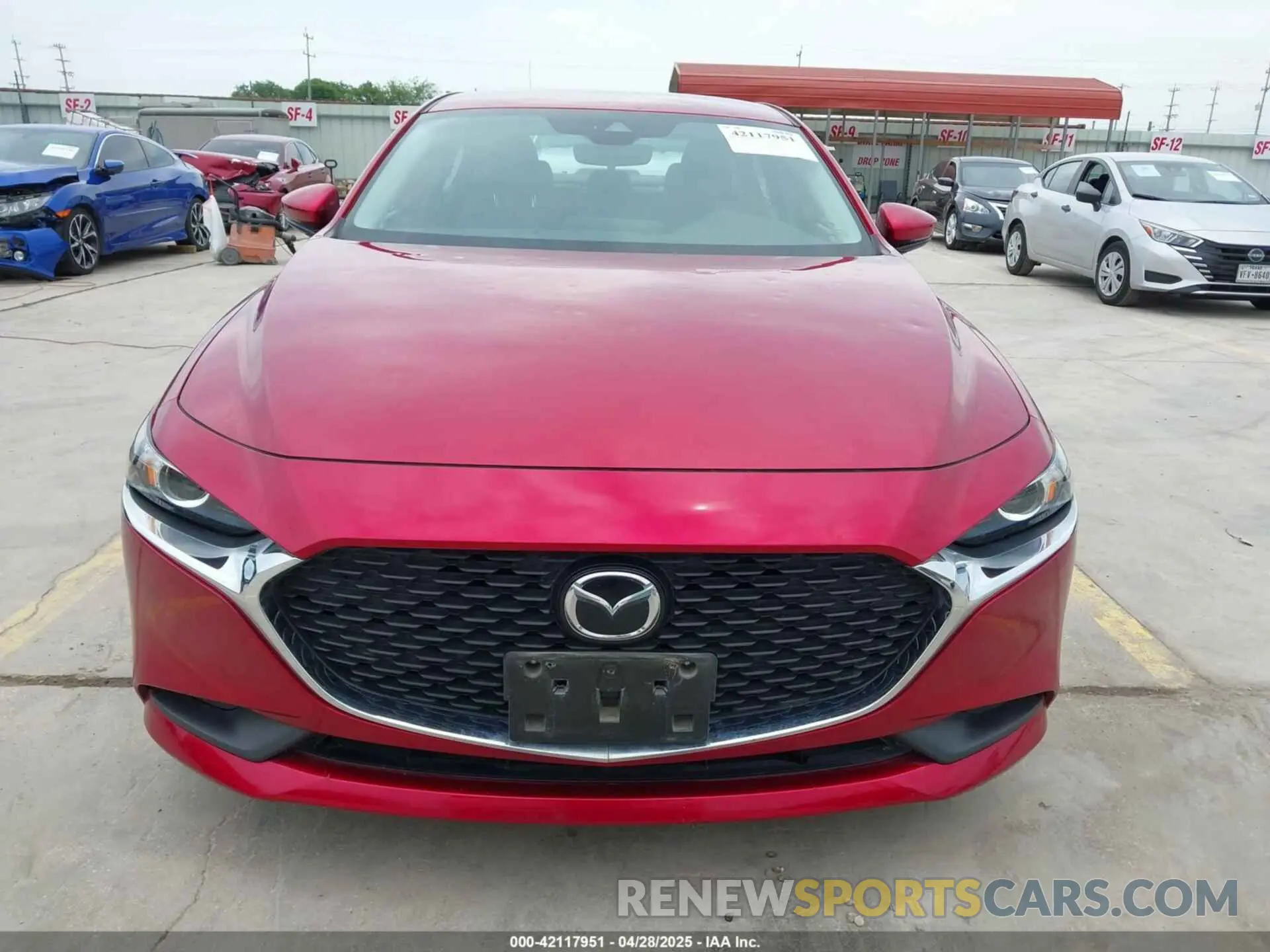 12 Photograph of a damaged car 3MZBPABL9NM316998 MAZDA MAZDA3 2022