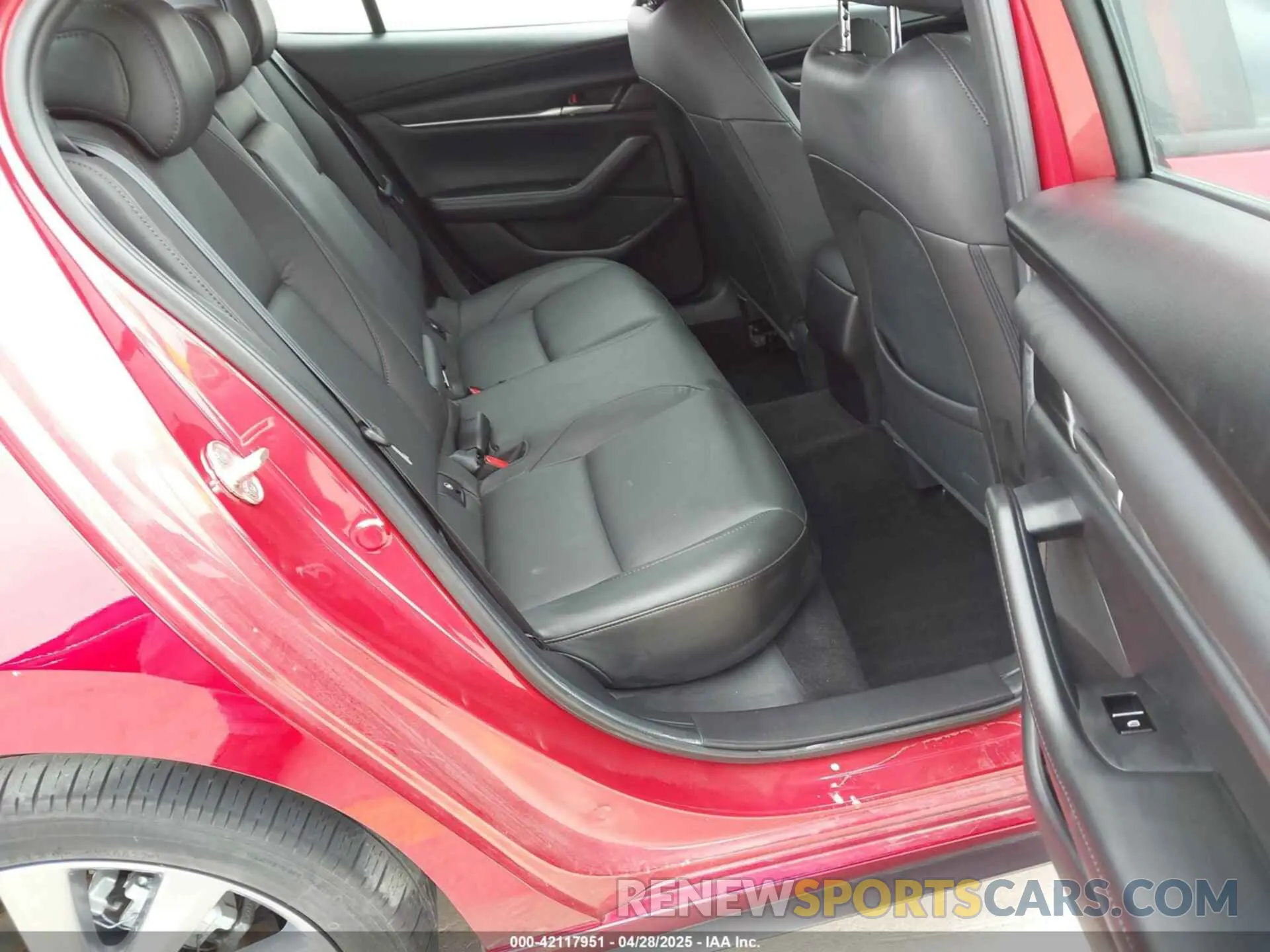 8 Photograph of a damaged car 3MZBPABL9NM316998 MAZDA MAZDA3 2022