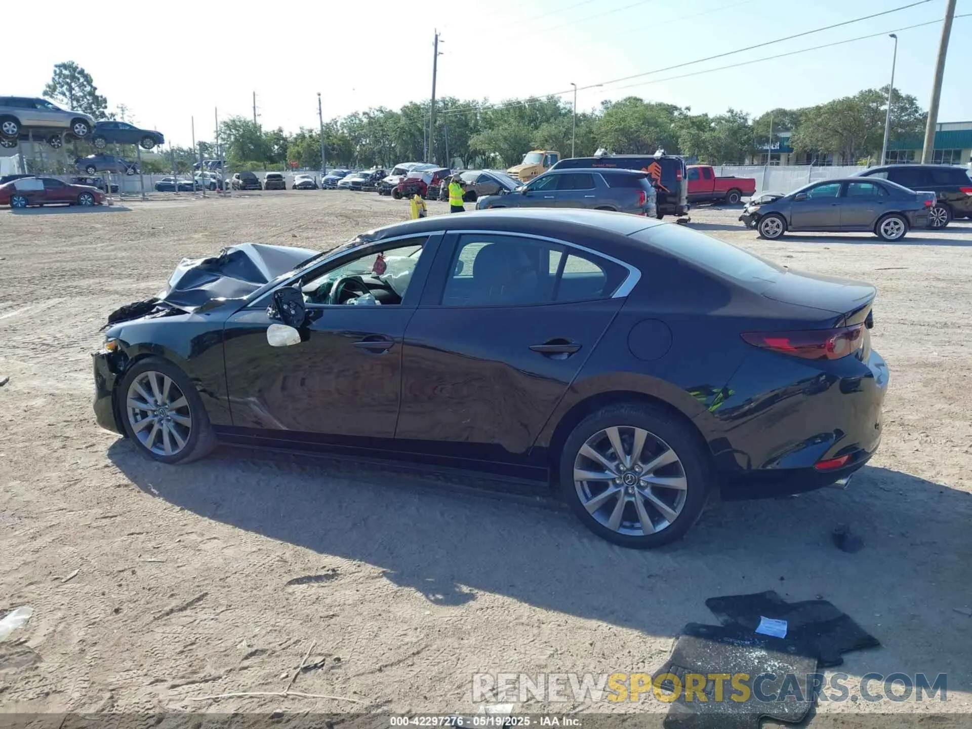 13 Photograph of a damaged car 3MZBPACL2NM310183 MAZDA MAZDA3 2022