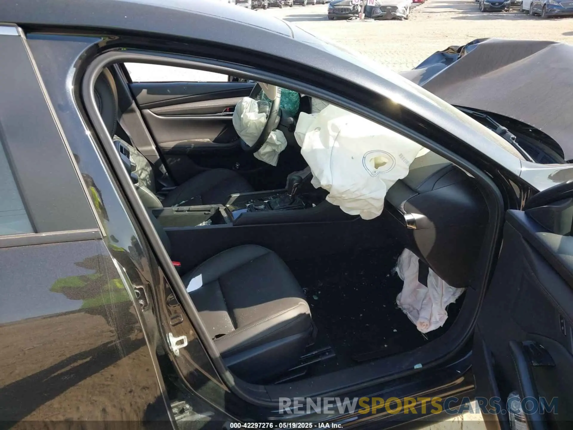 5 Photograph of a damaged car 3MZBPACL2NM310183 MAZDA MAZDA3 2022