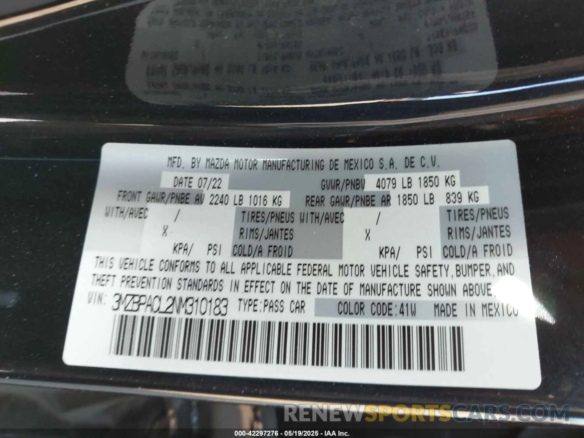 9 Photograph of a damaged car 3MZBPACL2NM310183 MAZDA MAZDA3 2022