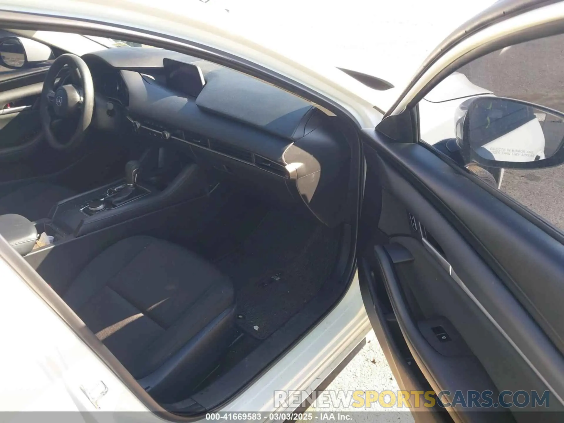5 Photograph of a damaged car JM1BPAALXN1508318 MAZDA MAZDA3 2022