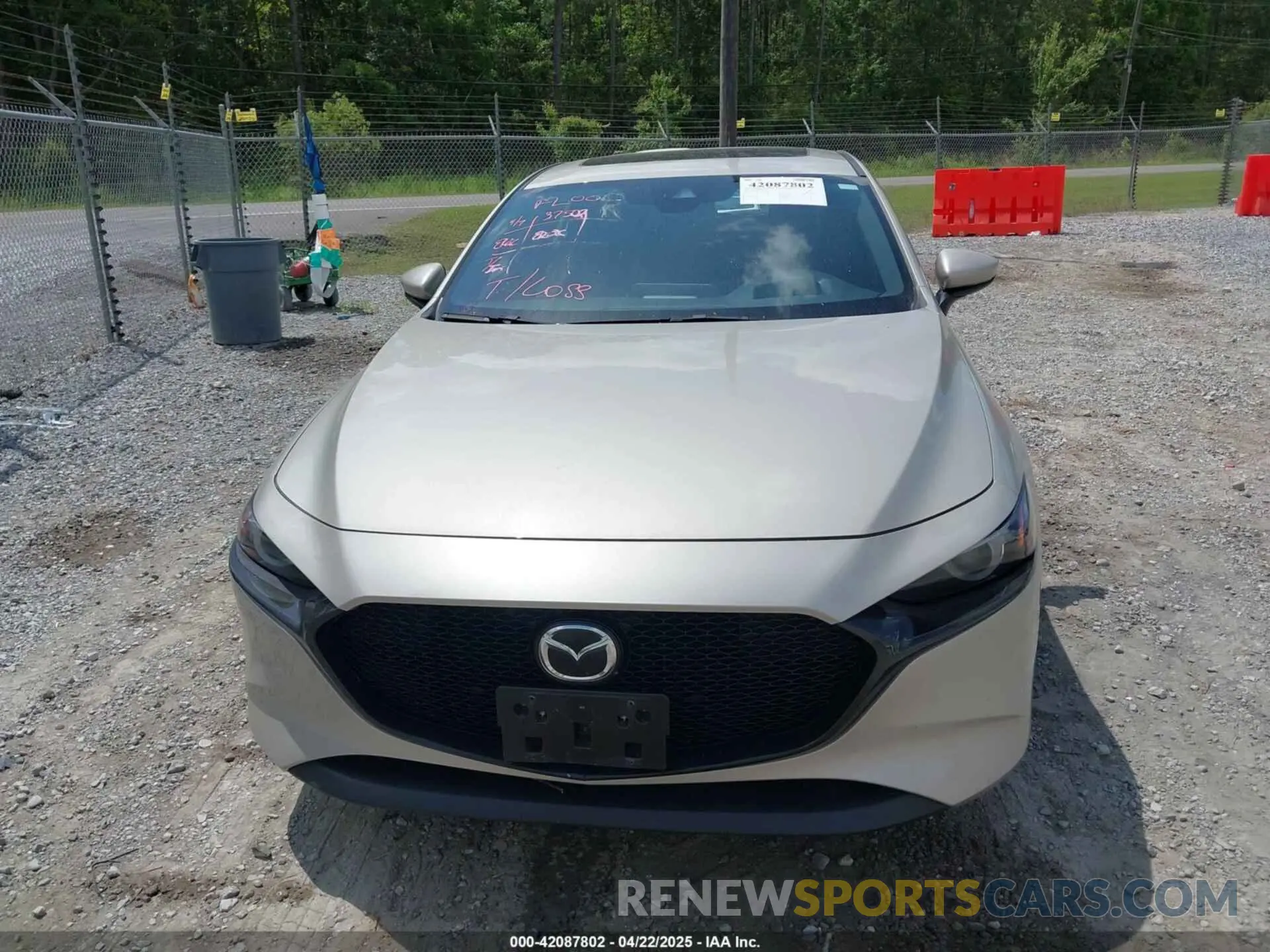12 Фотография поврежденного автомобиля JM1BPAML5N1507556 MAZDA MAZDA3 2022