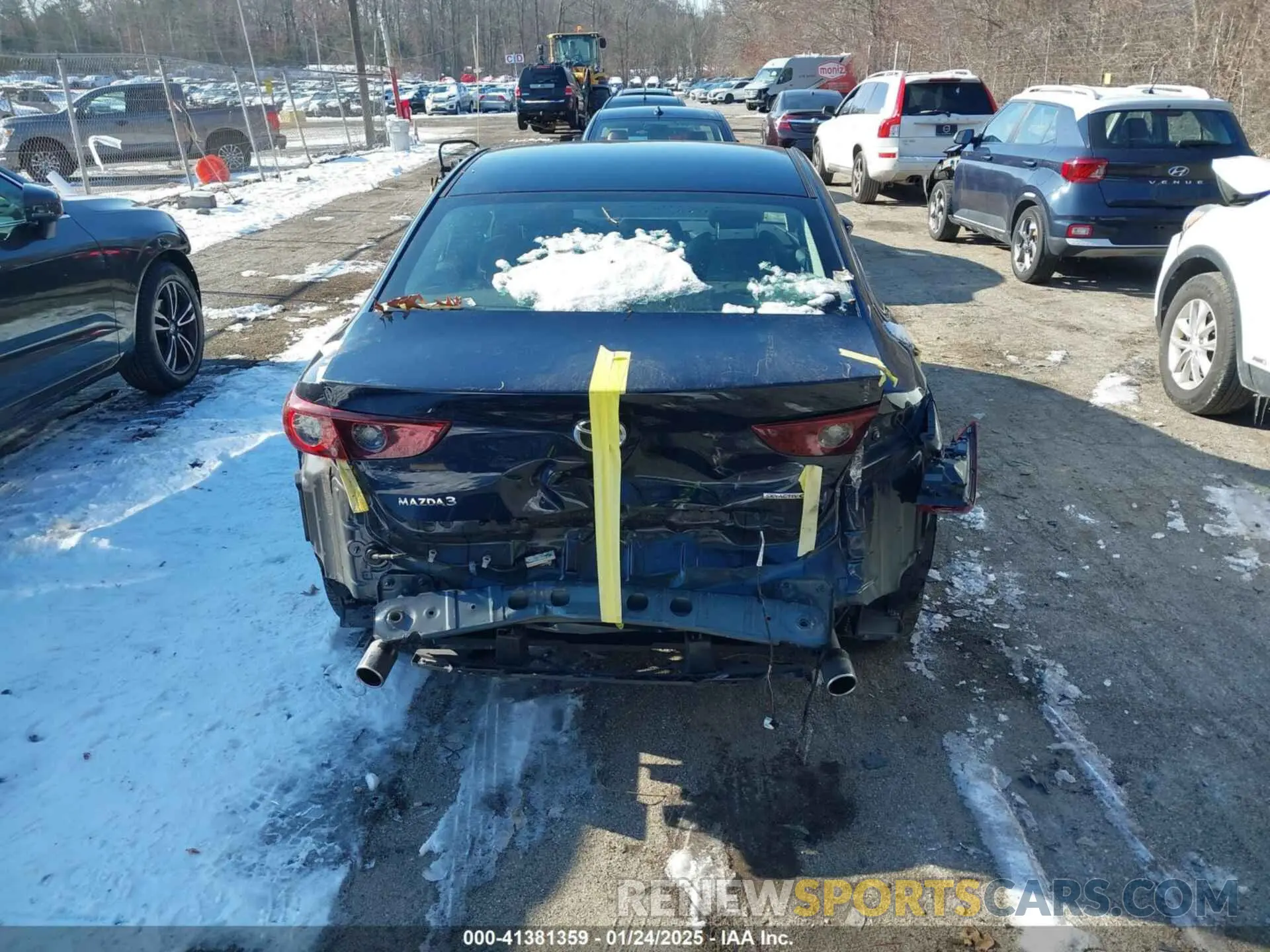 17 Photograph of a damaged car 3MZBPABM3PM377887 MAZDA MAZDA3 2023
