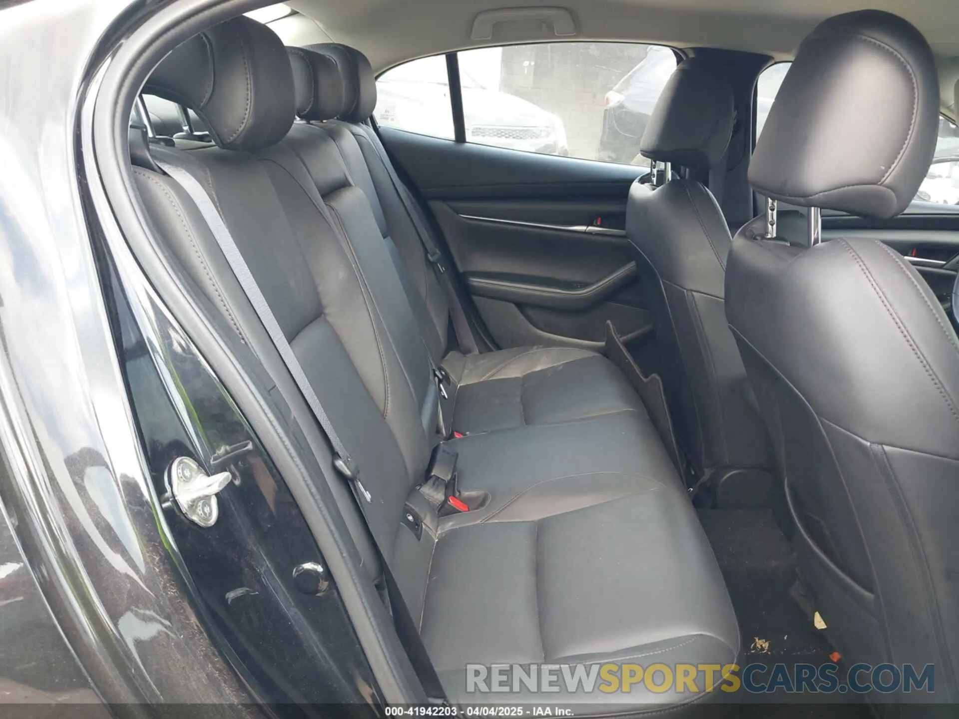 8 Фотография поврежденного автомобиля 3MZBPABM3PM377890 MAZDA MAZDA3 2023