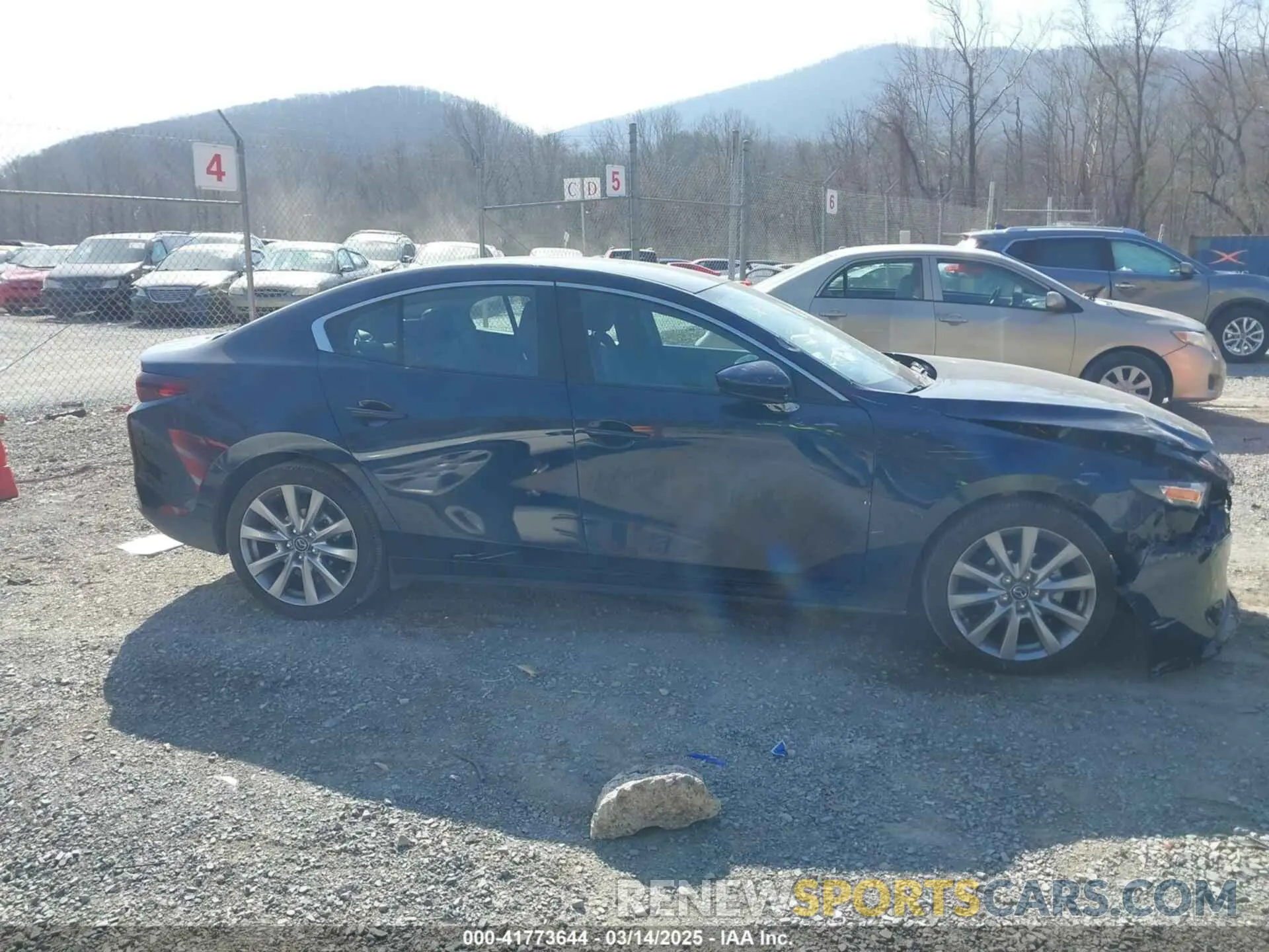 13 Фотография поврежденного автомобиля 3MZBPABM9PM373424 MAZDA MAZDA3 2023