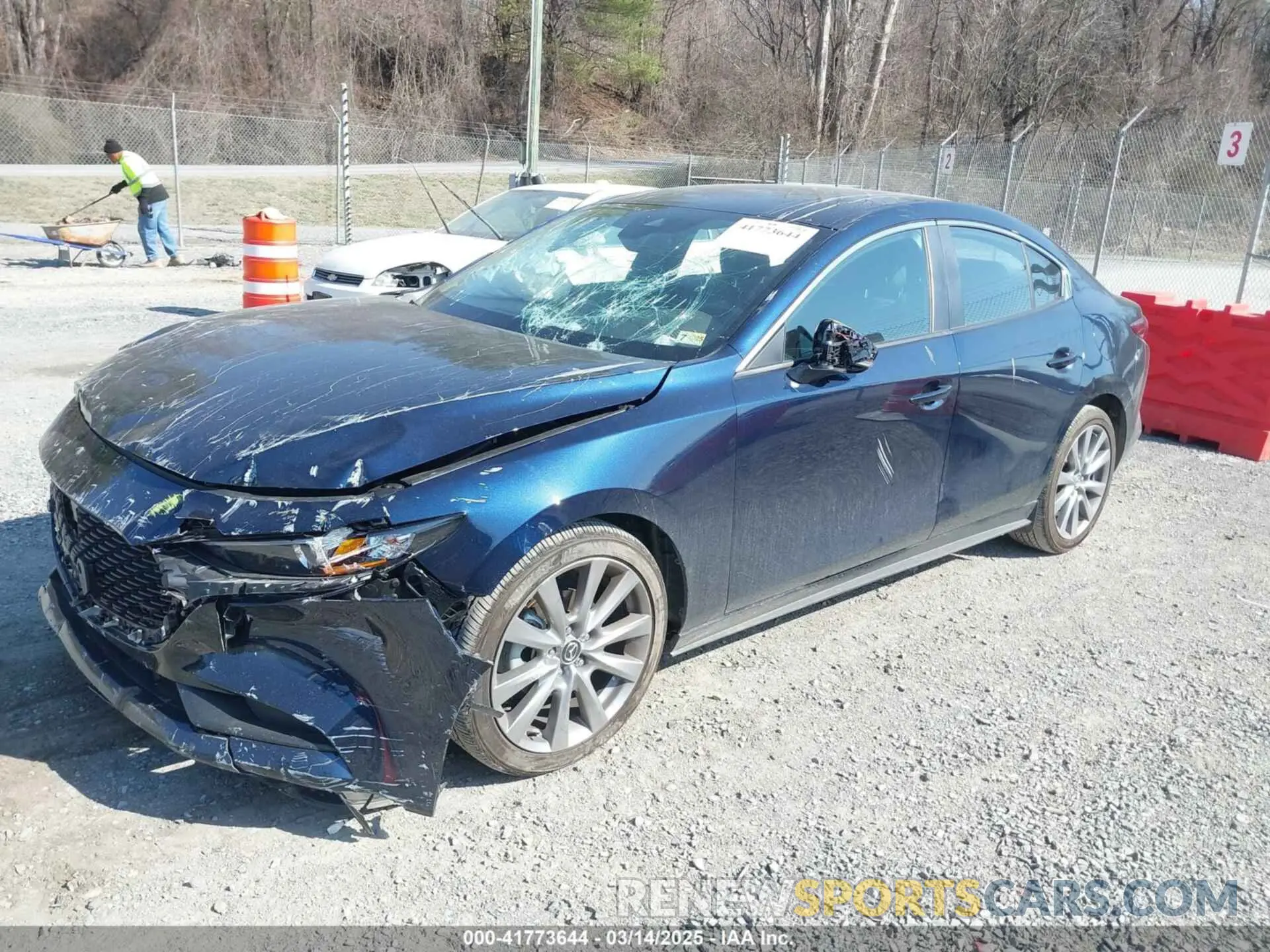 2 Фотография поврежденного автомобиля 3MZBPABM9PM373424 MAZDA MAZDA3 2023