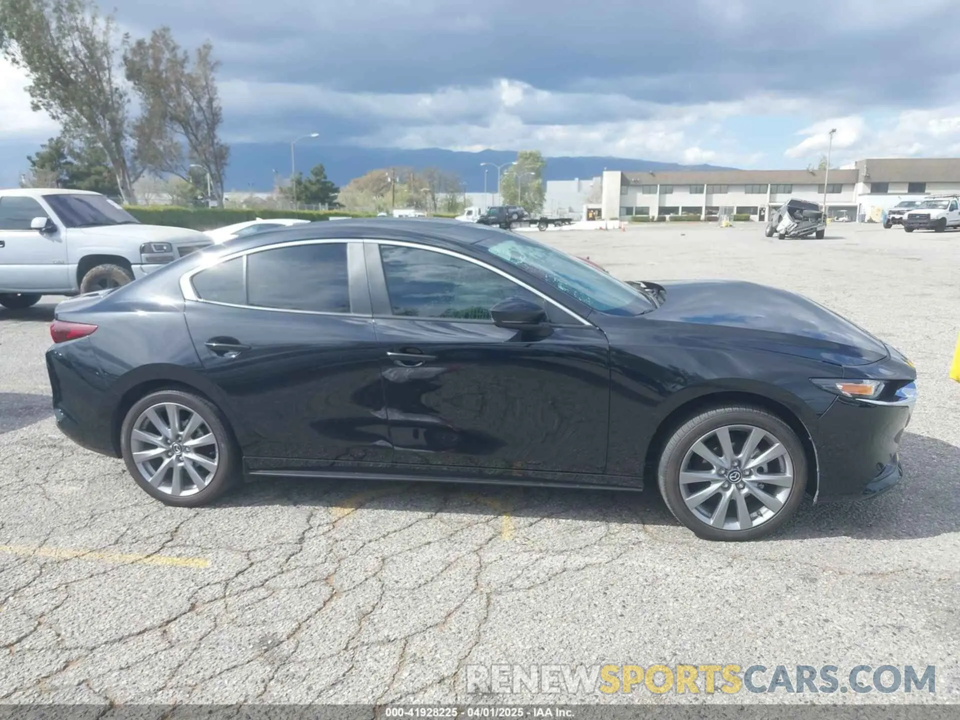 13 Фотография поврежденного автомобиля 3MZBPACM3PM370419 MAZDA MAZDA3 2023