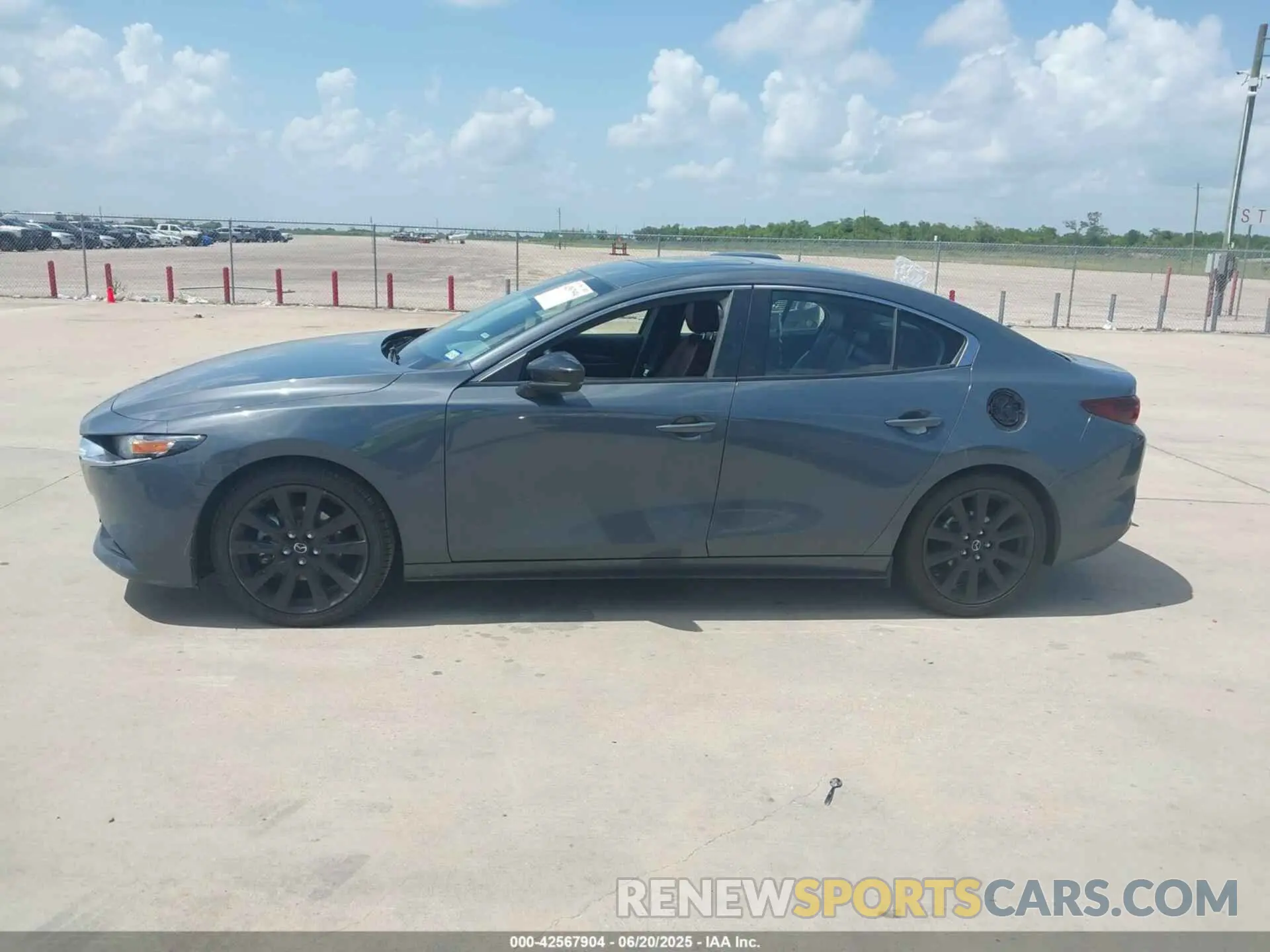 13 Фотография поврежденного автомобиля 3MZBPBCM2PM360213 MAZDA MAZDA3 2023