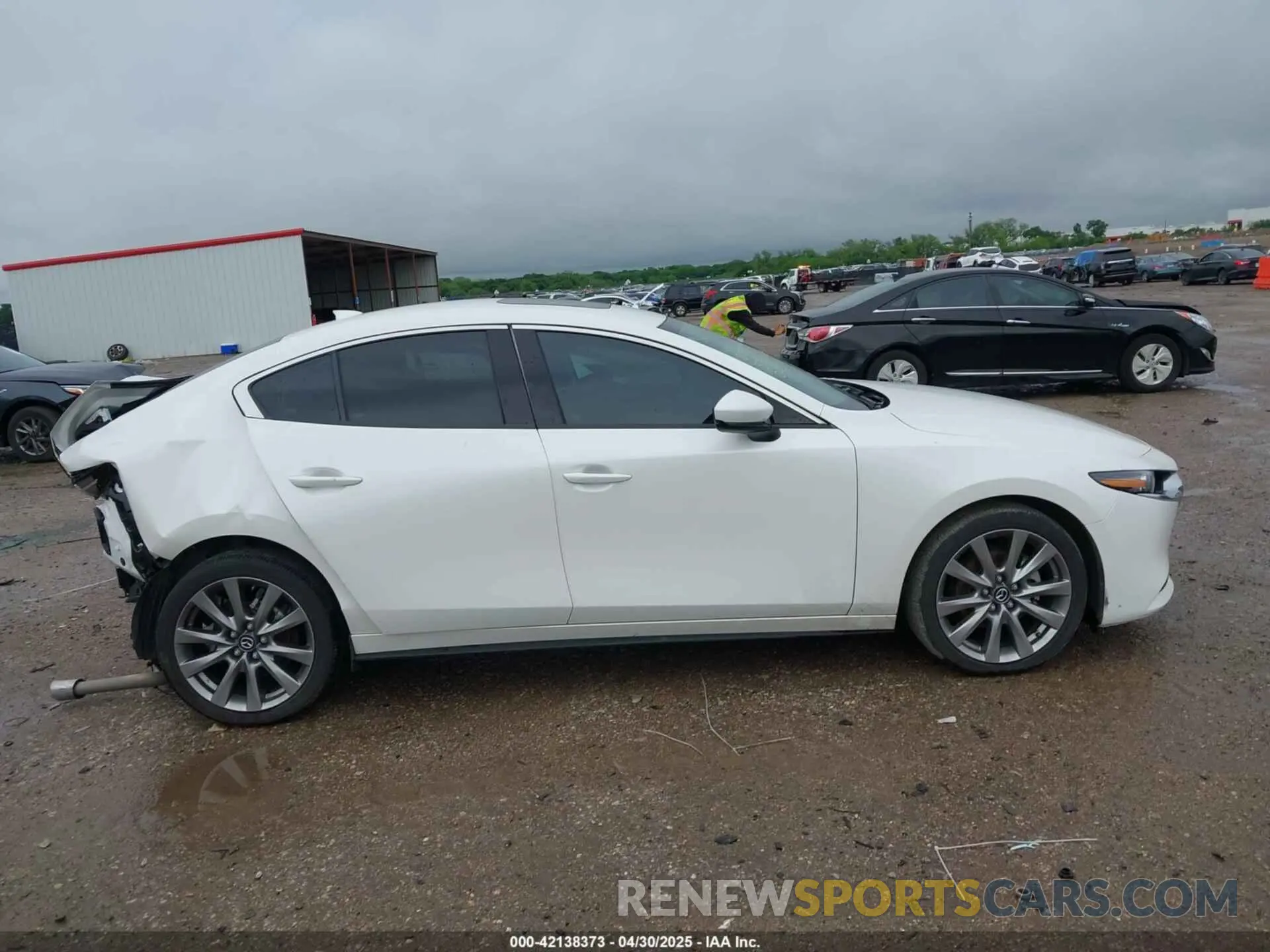 13 Photograph of a damaged car 3MZBPBDM6PM371326 MAZDA MAZDA3 2023
