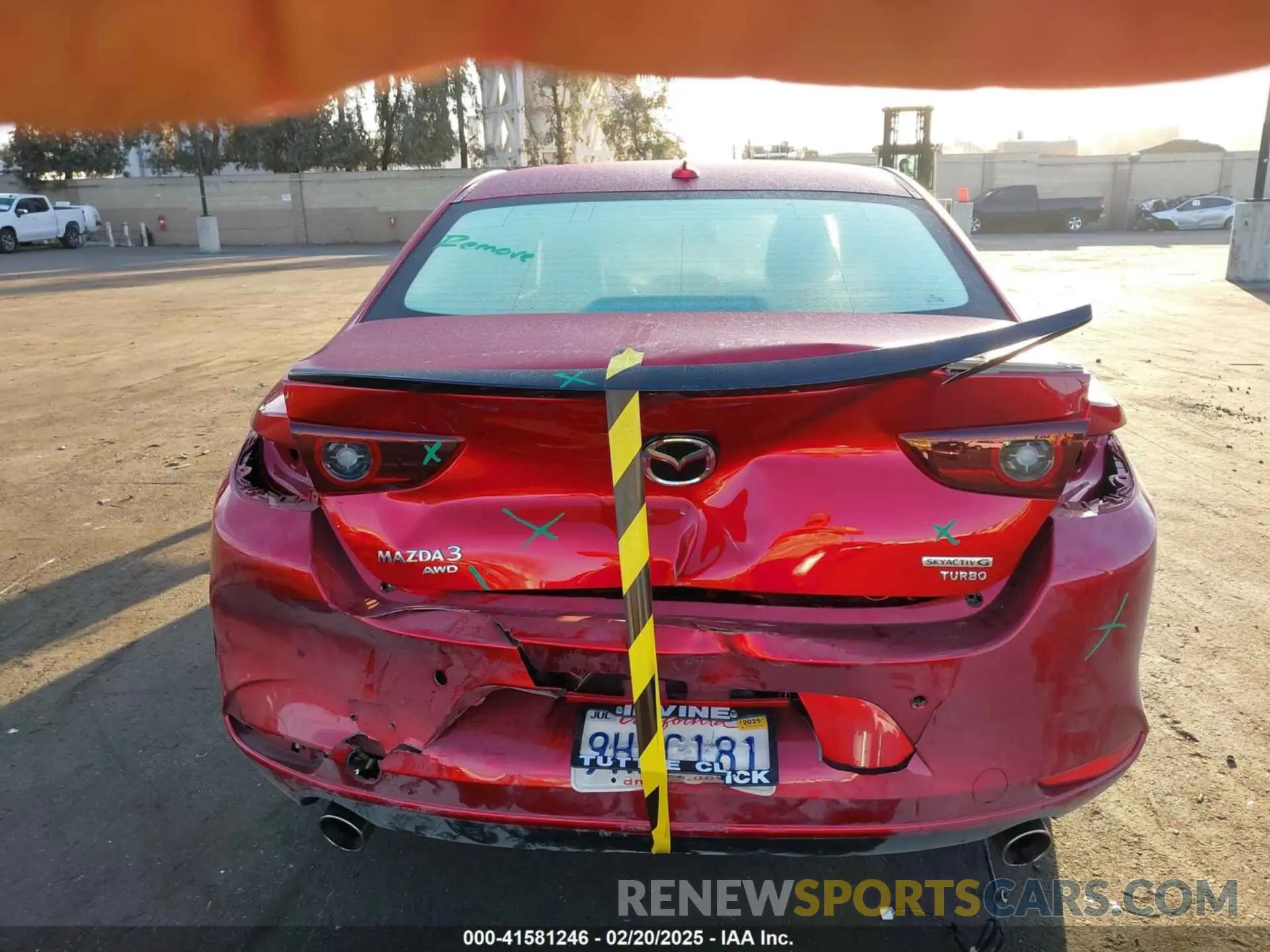 16 Photograph of a damaged car 3MZBPBEYXPM365725 MAZDA MAZDA3 2023
