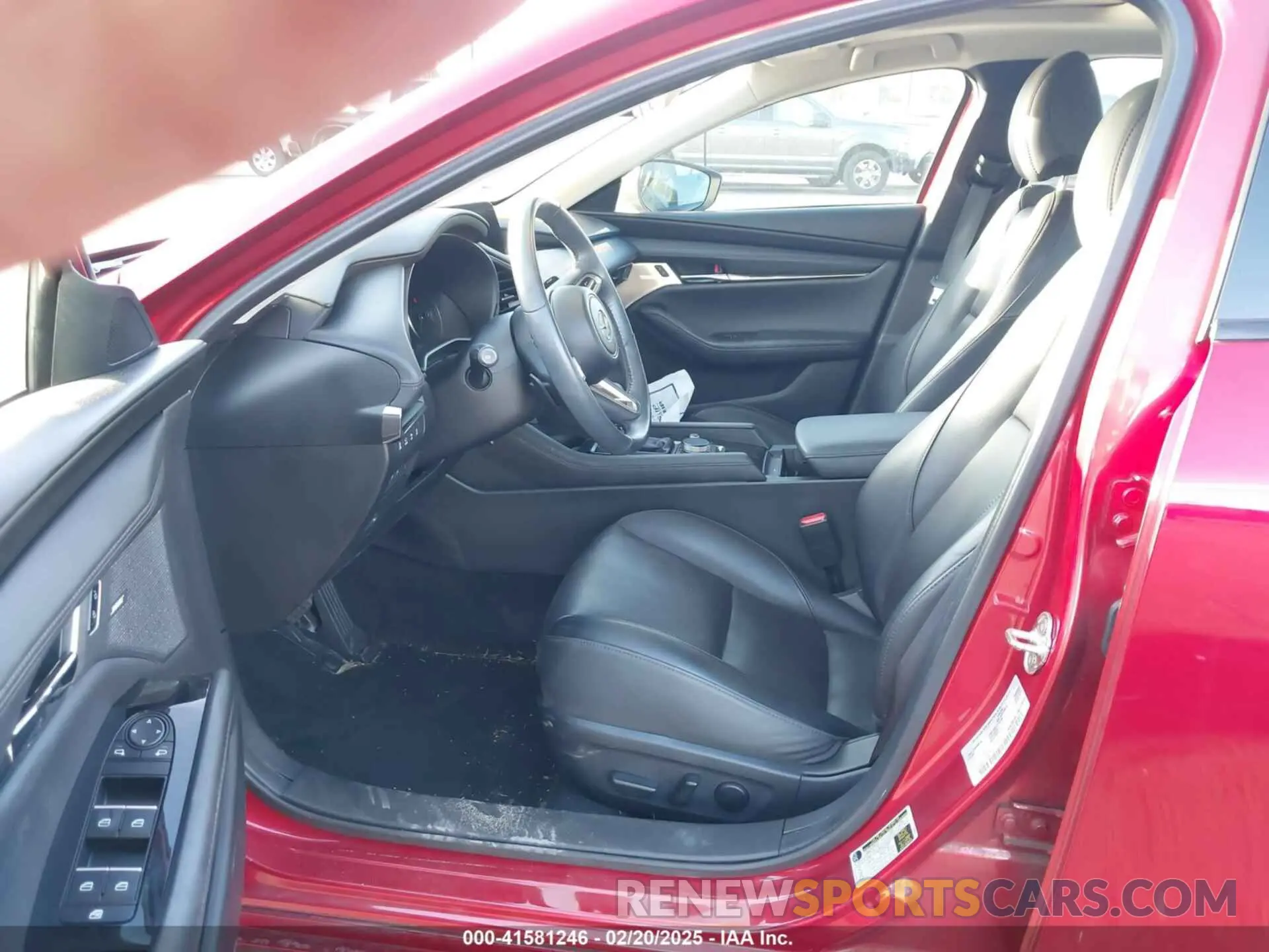 5 Photograph of a damaged car 3MZBPBEYXPM365725 MAZDA MAZDA3 2023