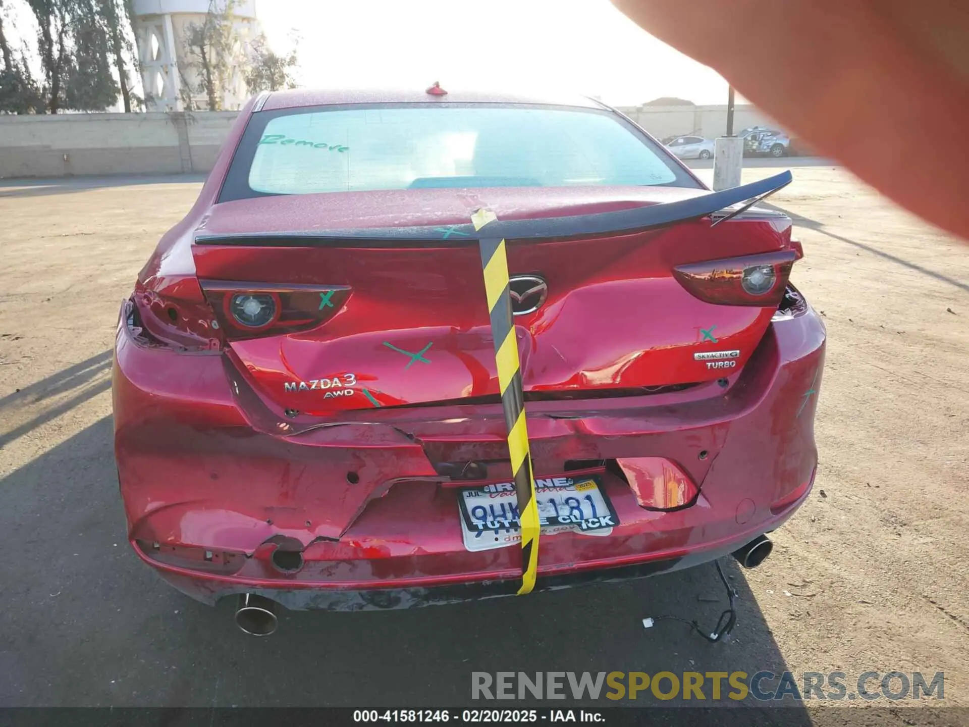 6 Photograph of a damaged car 3MZBPBEYXPM365725 MAZDA MAZDA3 2023