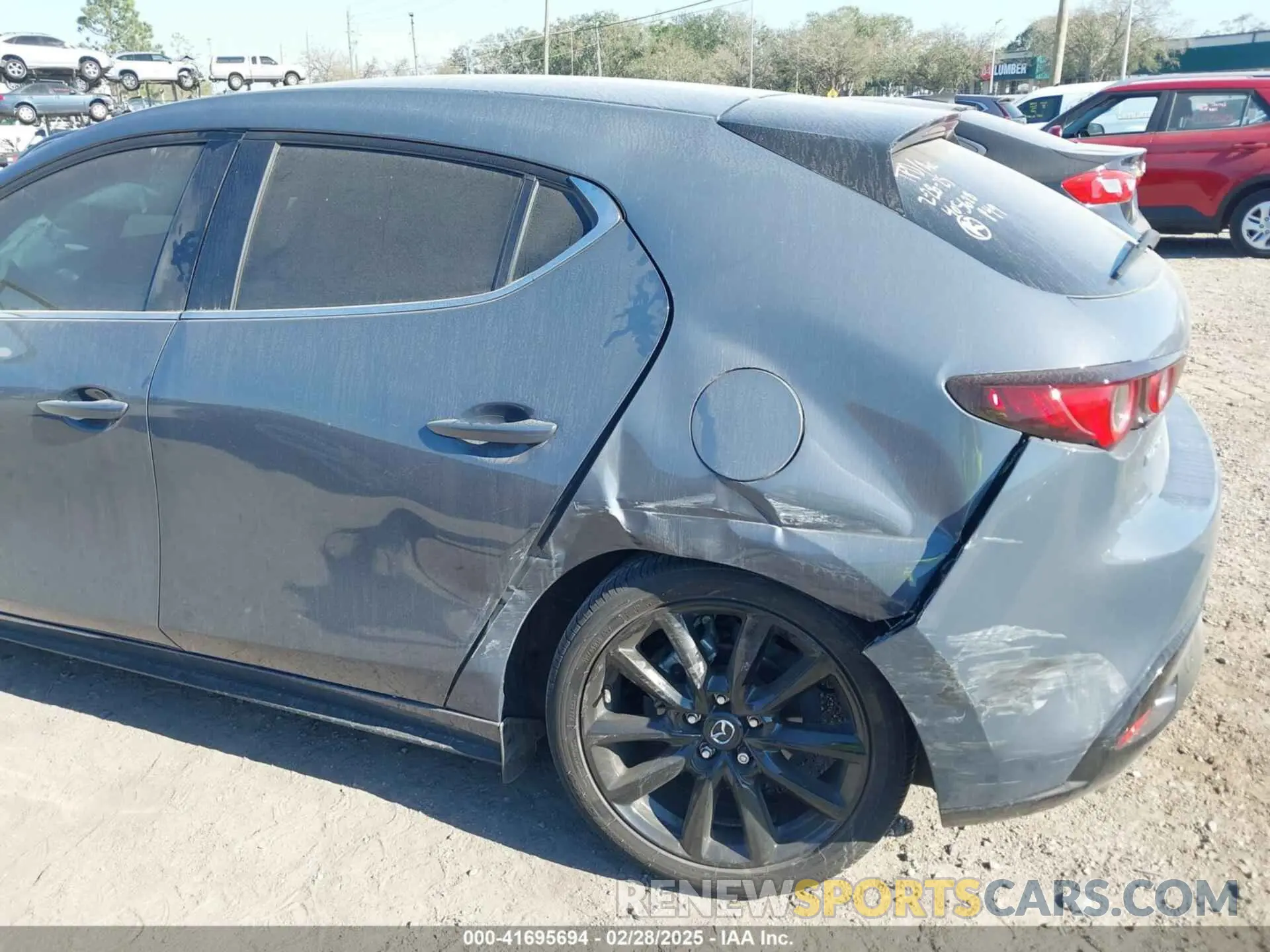 6 Photograph of a damaged car JM1BPALM2P1614934 MAZDA MAZDA3 2023