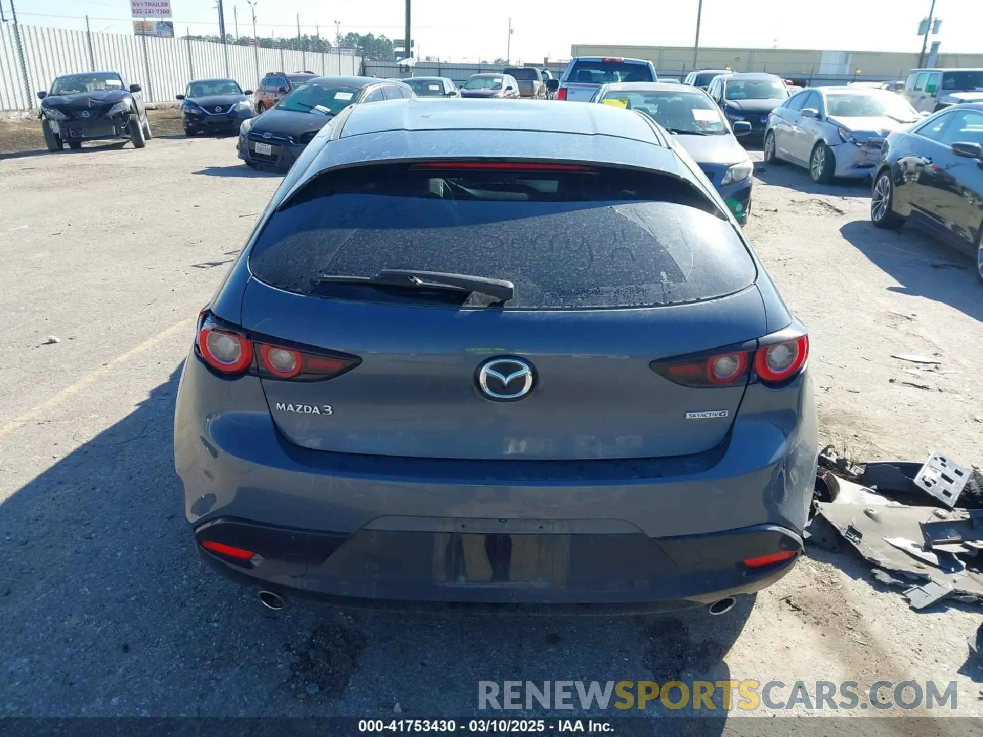17 Фотография поврежденного автомобиля JM1BPALM4P1602378 MAZDA MAZDA3 2023
