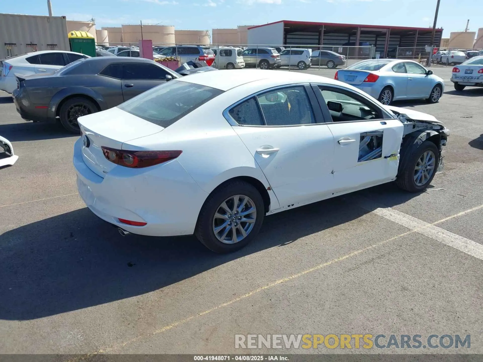 4 Photograph of a damaged car 3MZBPAAM2RM432589 MAZDA MAZDA3 2024