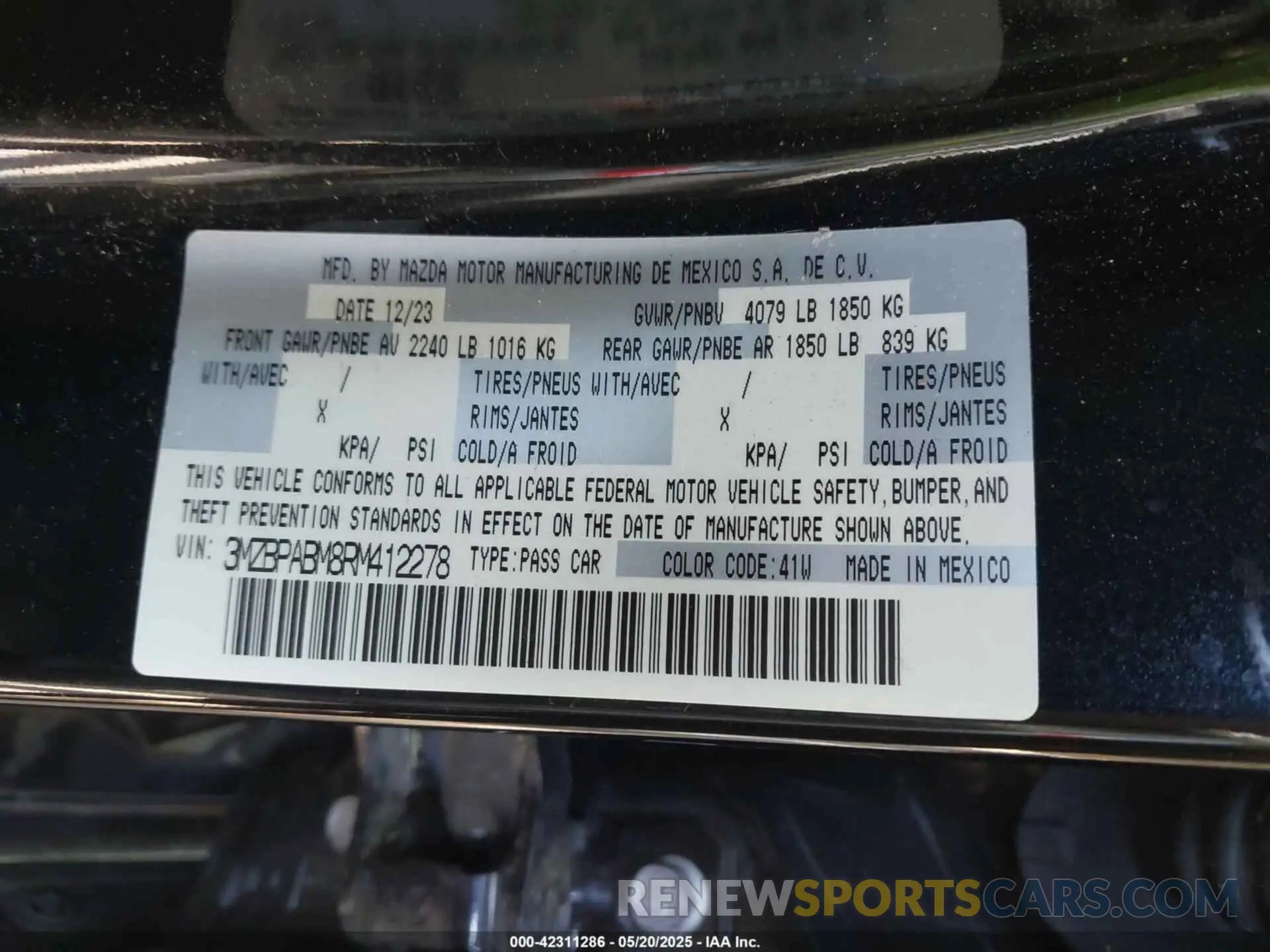 9 Фотография поврежденного автомобиля 3MZBPABM8RM412278 MAZDA MAZDA3 2024