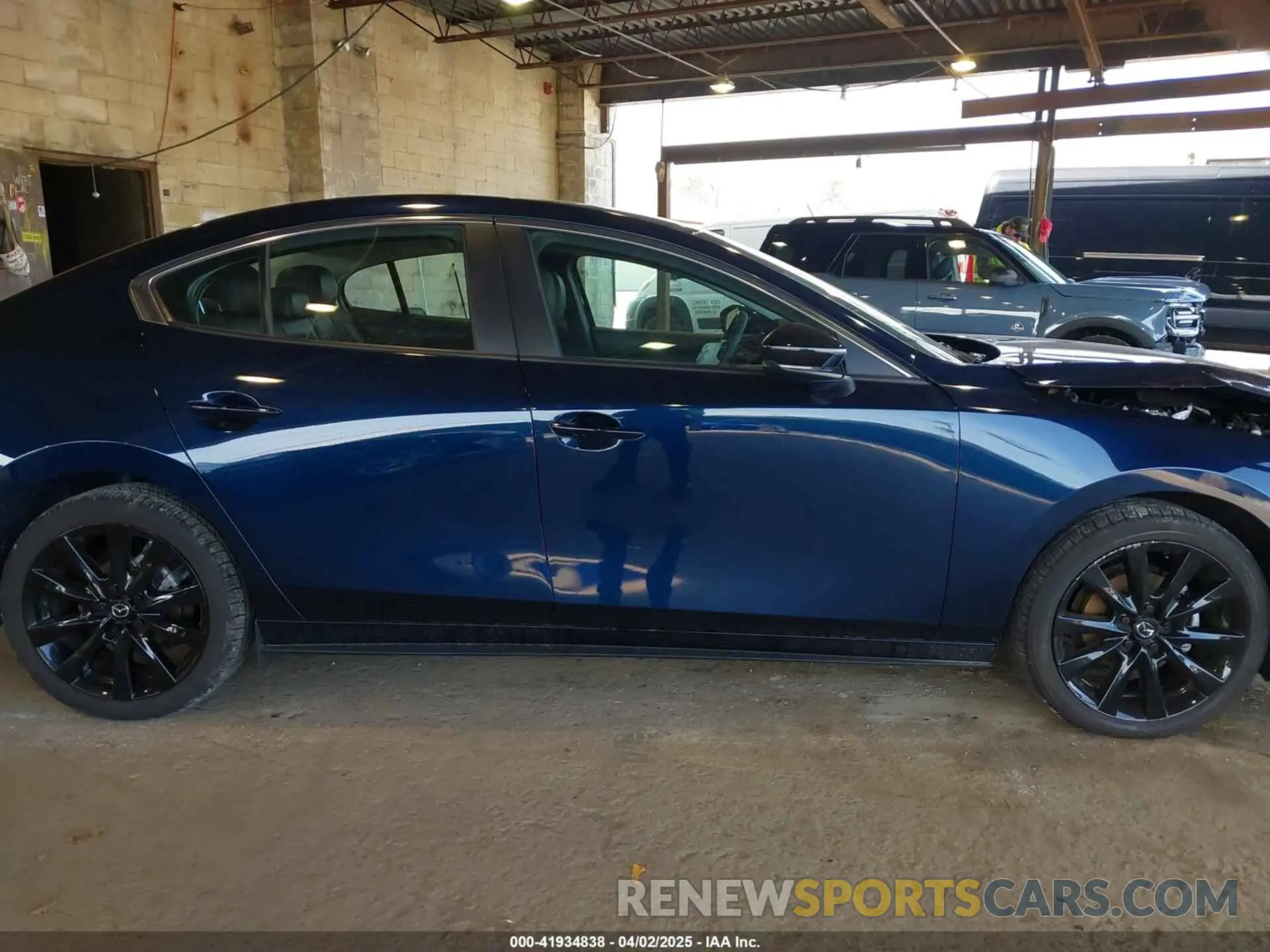 14 Фотография поврежденного автомобиля 3MZBPABM8RM429338 MAZDA MAZDA3 2024