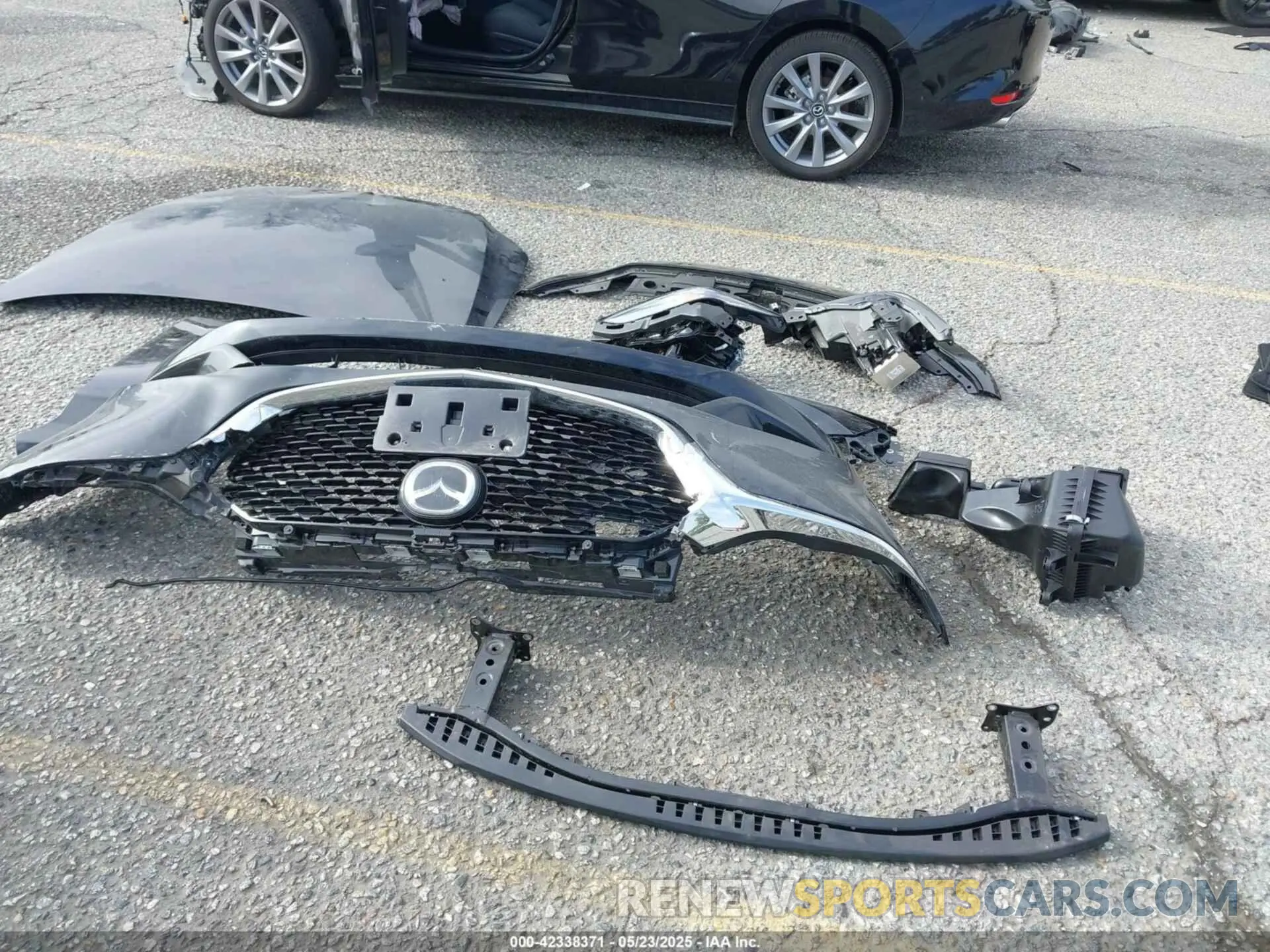 12 Фотография поврежденного автомобиля 3MZBPACM0RM417120 MAZDA MAZDA3 2024