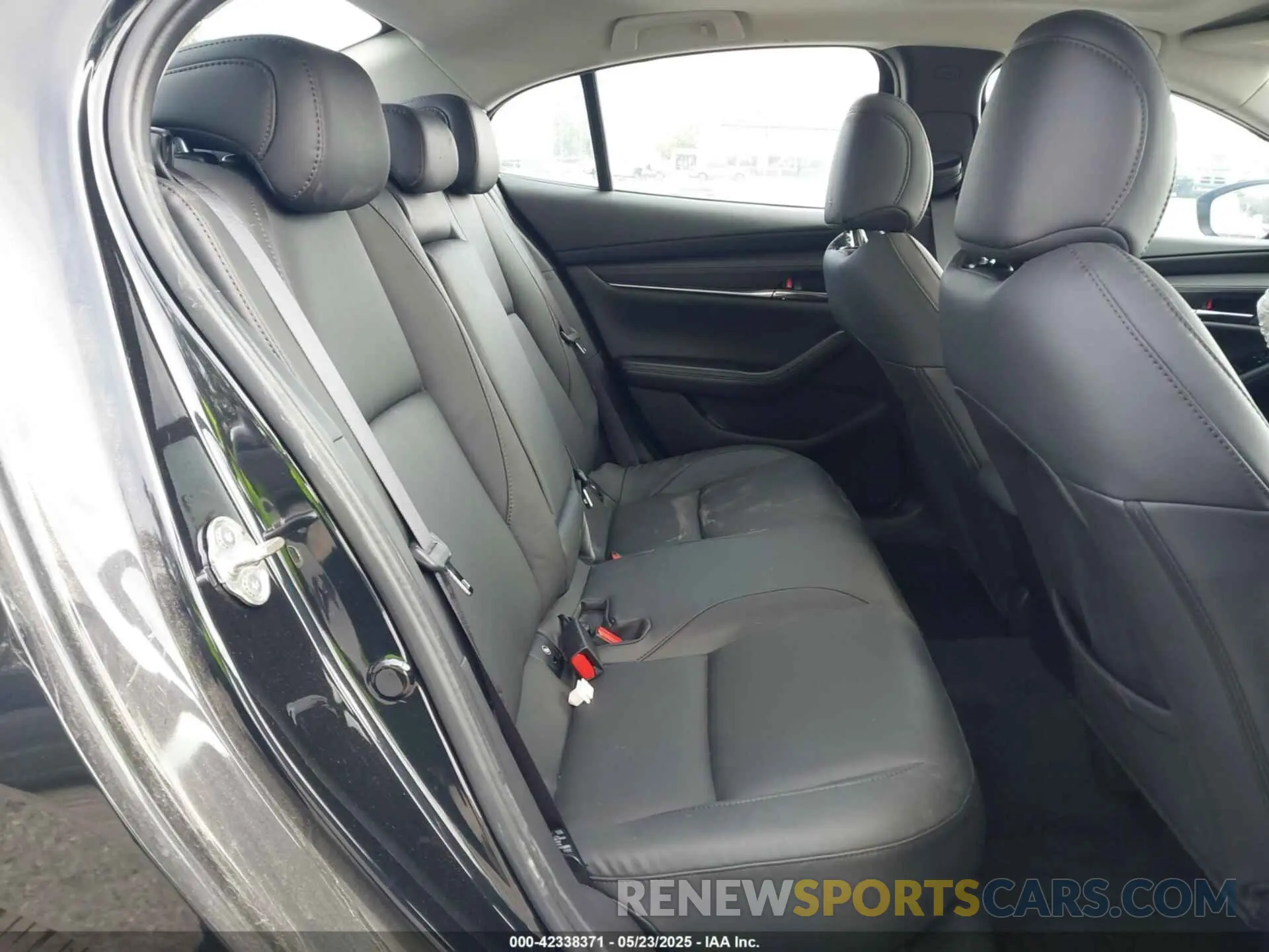 8 Фотография поврежденного автомобиля 3MZBPACM0RM417120 MAZDA MAZDA3 2024