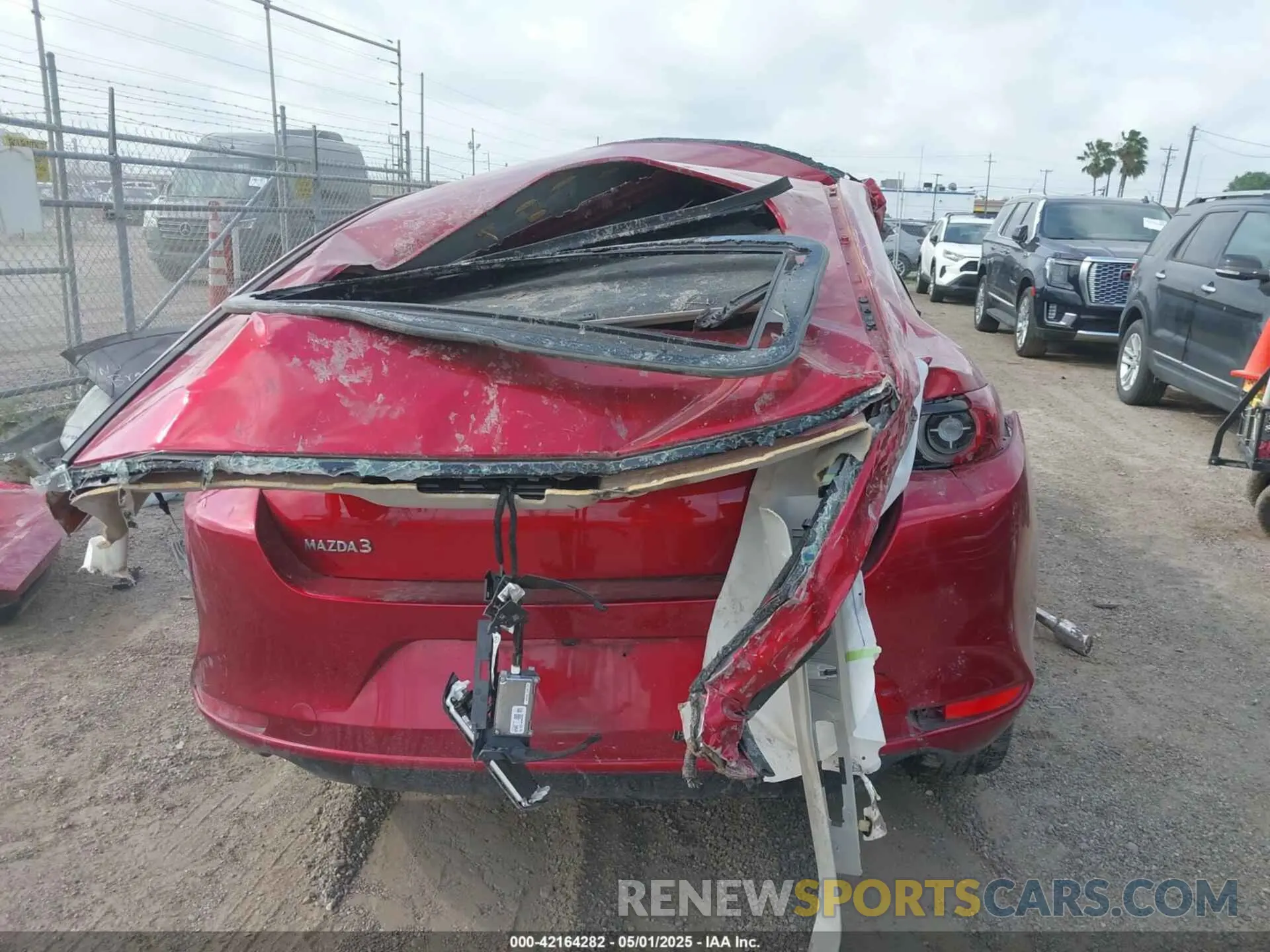 16 Фотография поврежденного автомобиля 3MZBPACM3RM400117 MAZDA MAZDA3 2024