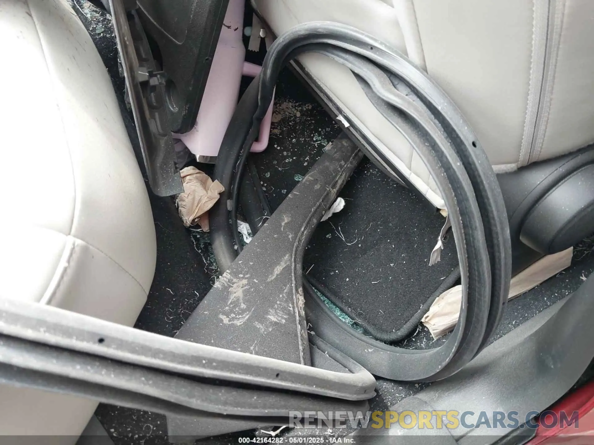 8 Фотография поврежденного автомобиля 3MZBPACM3RM400117 MAZDA MAZDA3 2024