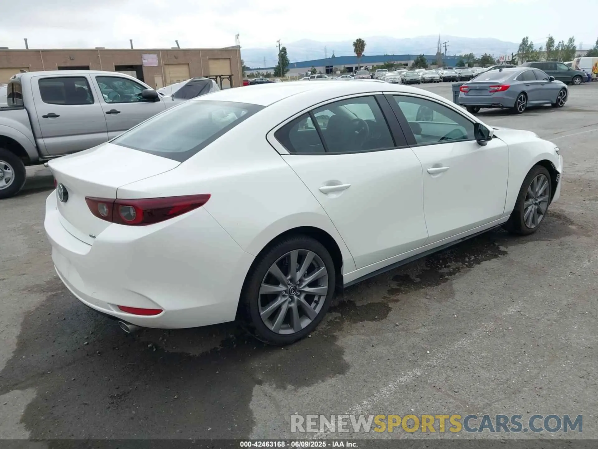 4 Photograph of a damaged car 3MZBPACM4RM425897 MAZDA MAZDA3 2024