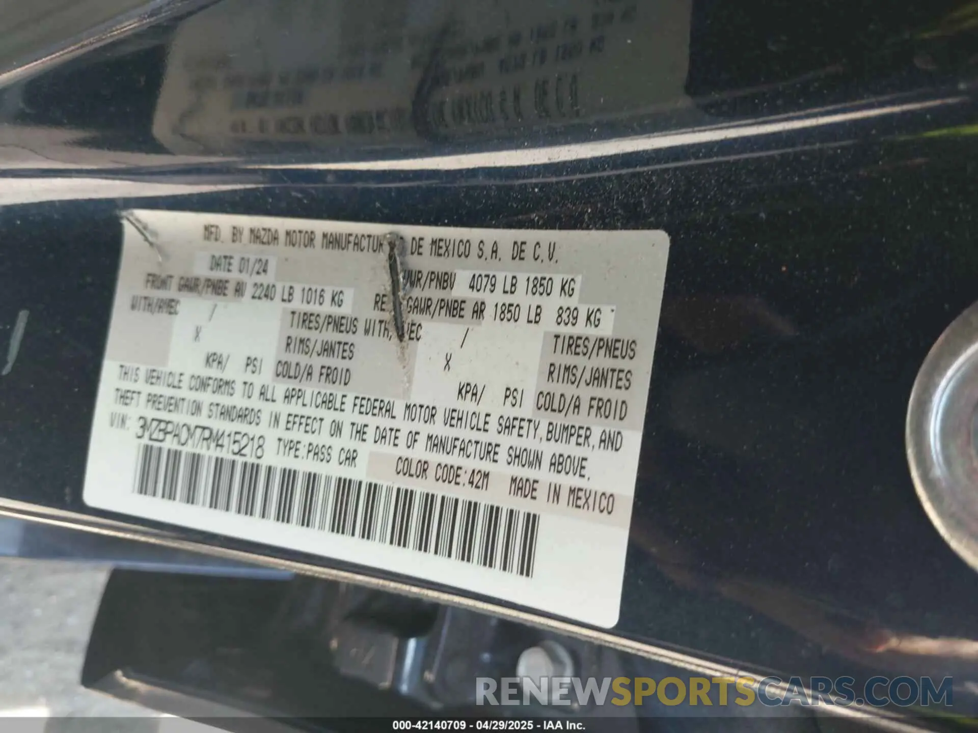 9 Фотография поврежденного автомобиля 3MZBPACM7RM415218 MAZDA MAZDA3 2024