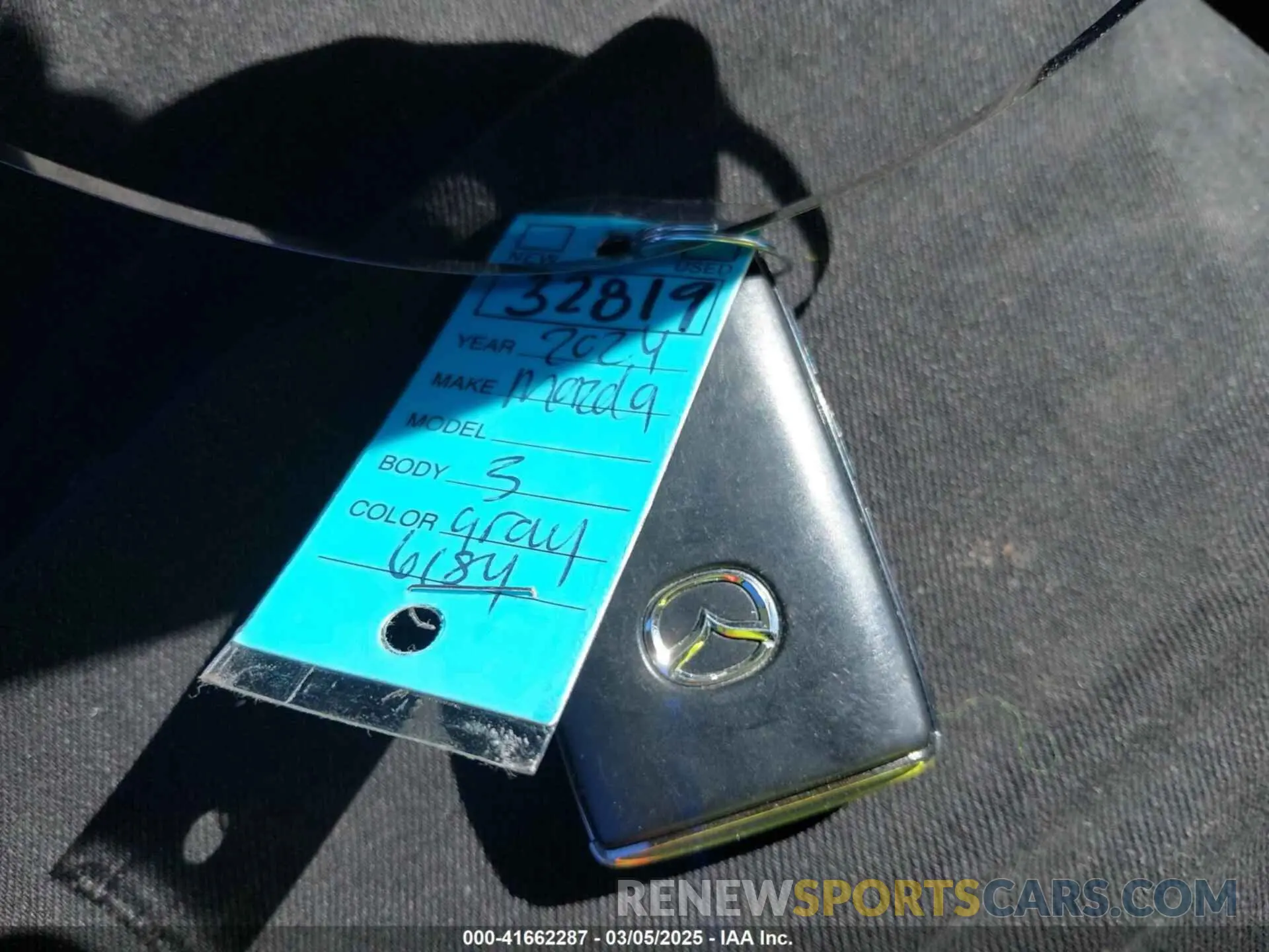 11 Photograph of a damaged car 3MZBPBCM2RM416184 MAZDA MAZDA3 2024