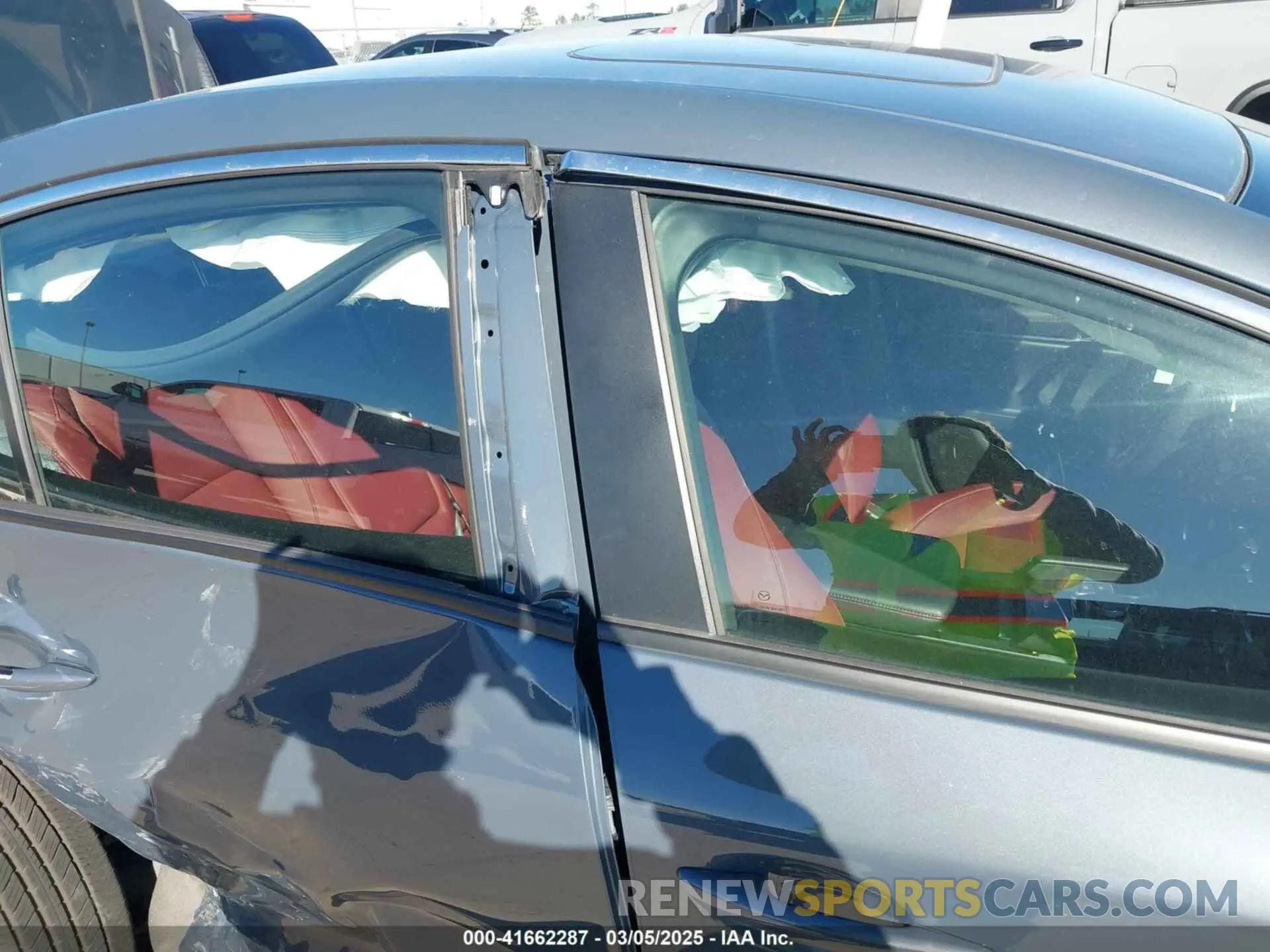 19 Photograph of a damaged car 3MZBPBCM2RM416184 MAZDA MAZDA3 2024