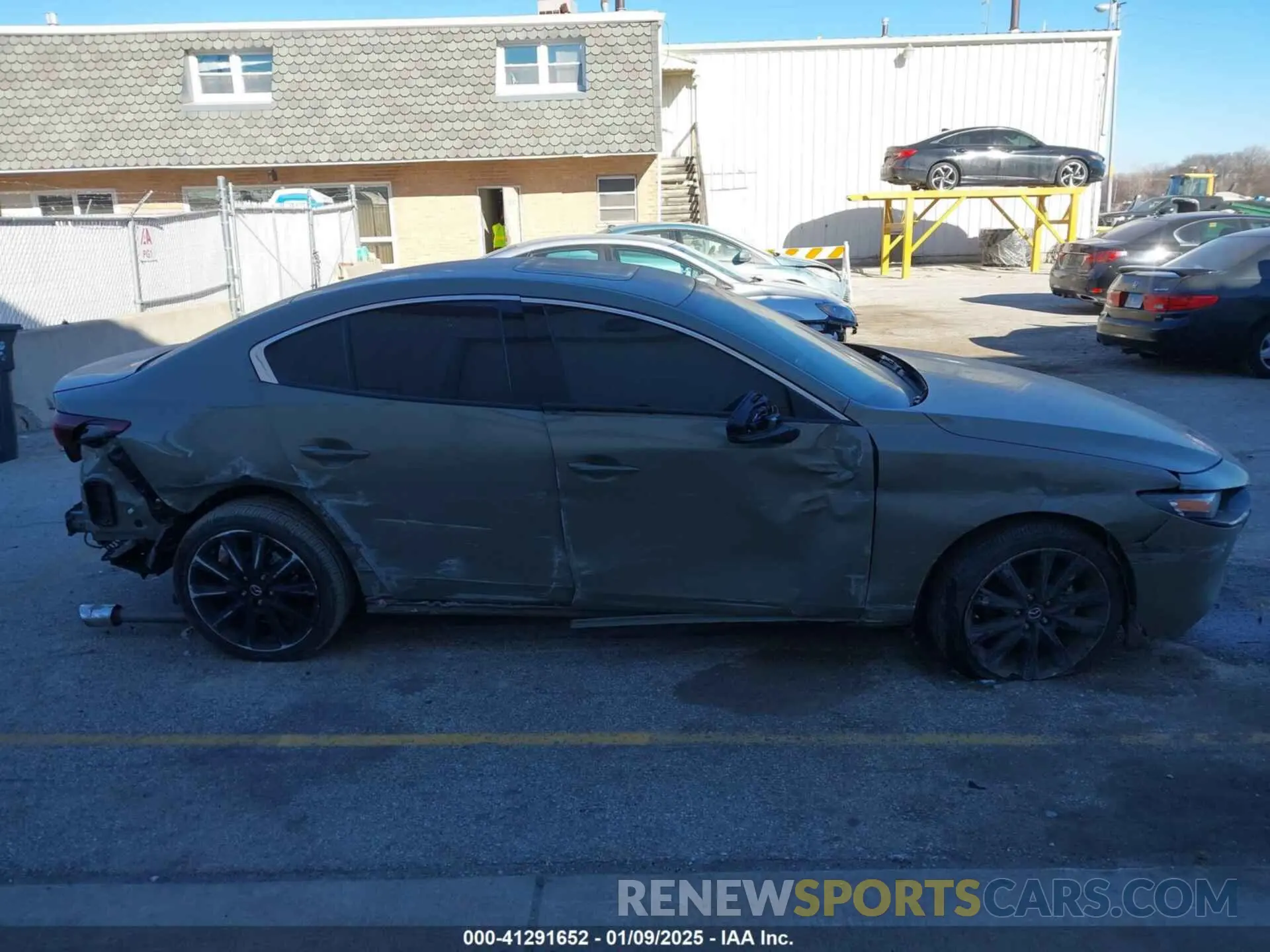 14 Photograph of a damaged car 3MZBPBXY0RM404743 MAZDA MAZDA3 2024