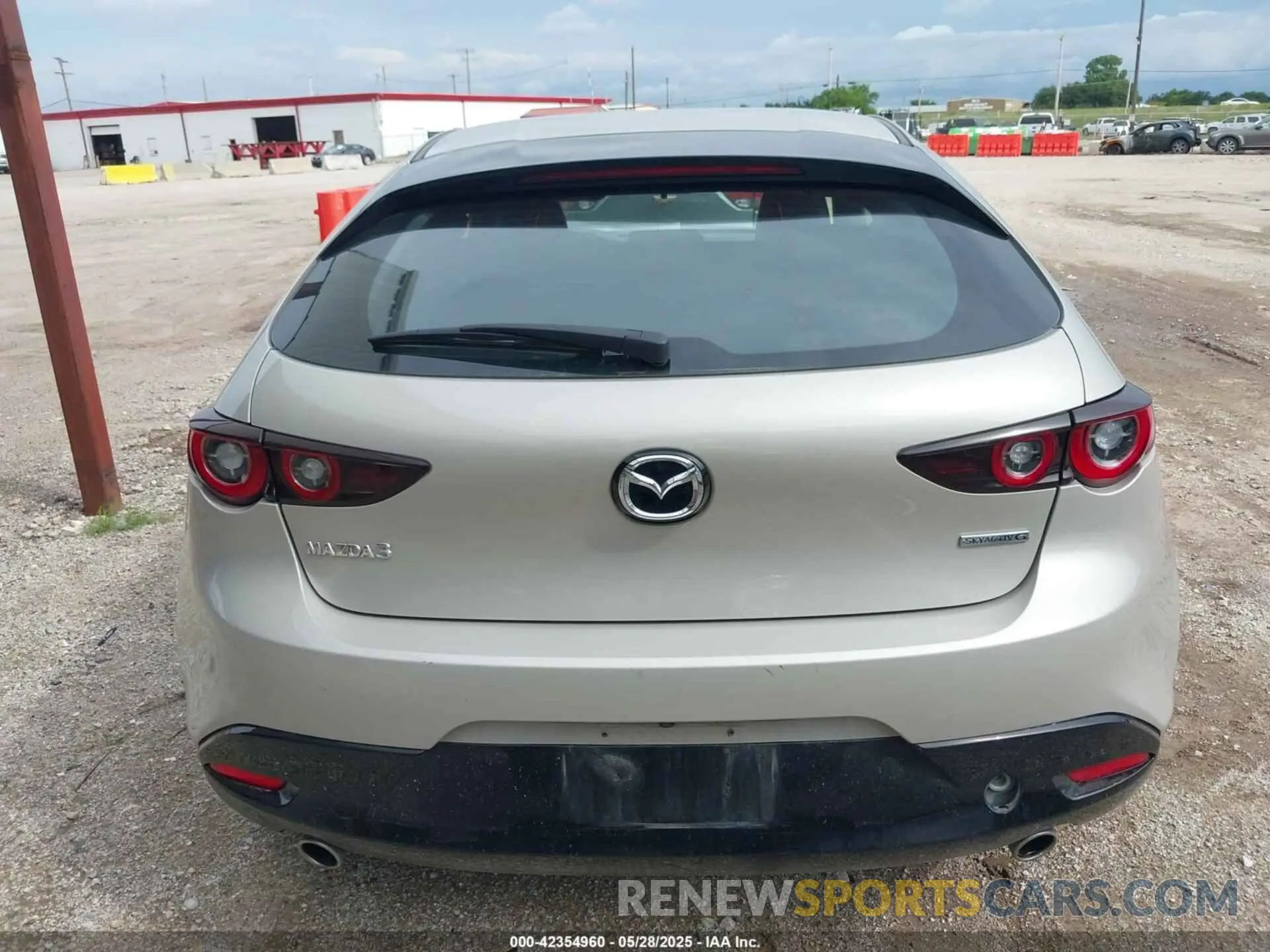 16 Photograph of a damaged car JM1BPAKM5R1722193 MAZDA MAZDA3 2024