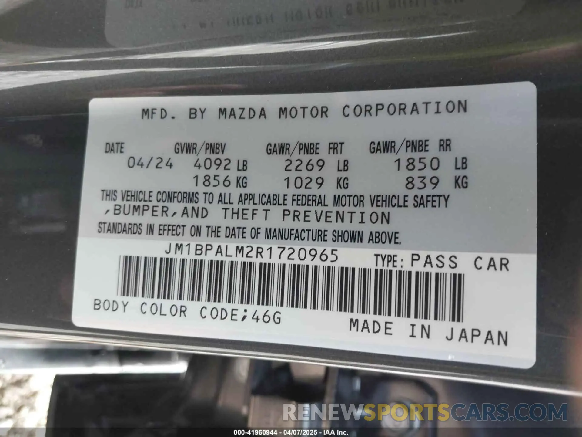 9 Photograph of a damaged car JM1BPALM2R1720965 MAZDA MAZDA3 2024