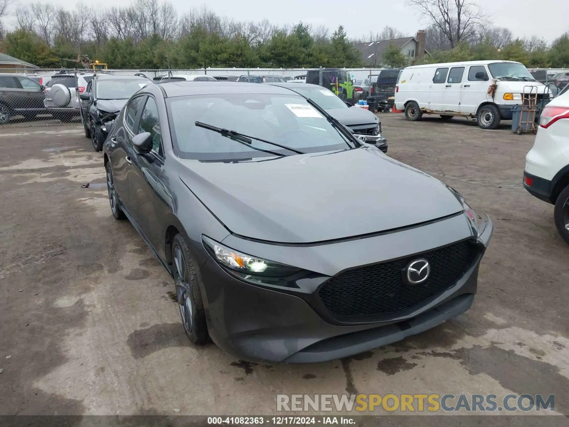 1 Фотография поврежденного автомобиля JM1BPALM7R1654641 MAZDA MAZDA3 2024
