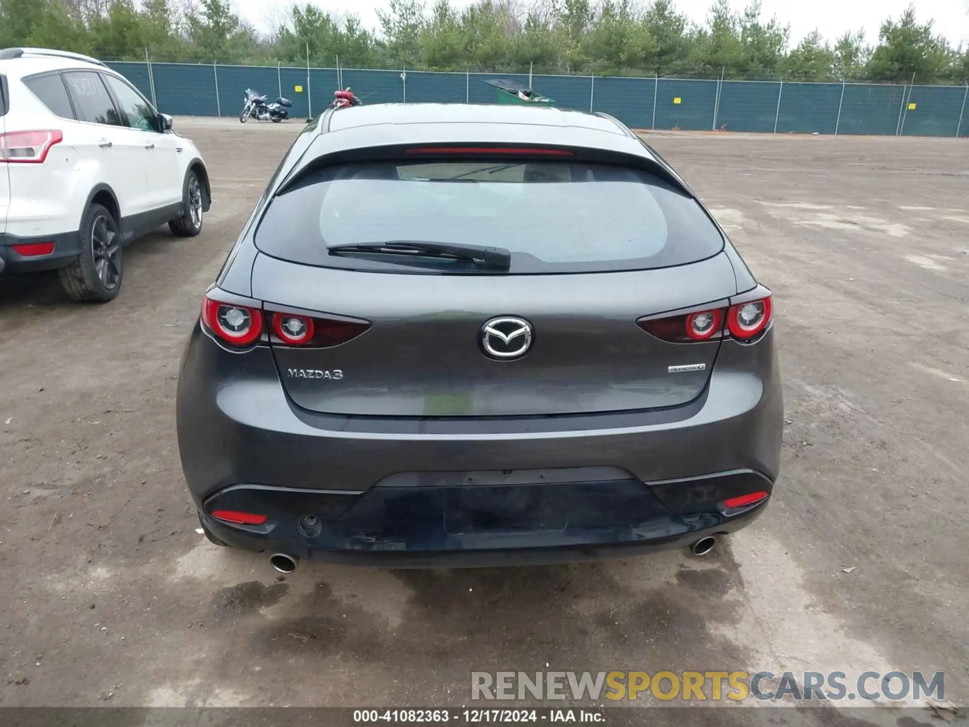 16 Фотография поврежденного автомобиля JM1BPALM7R1654641 MAZDA MAZDA3 2024