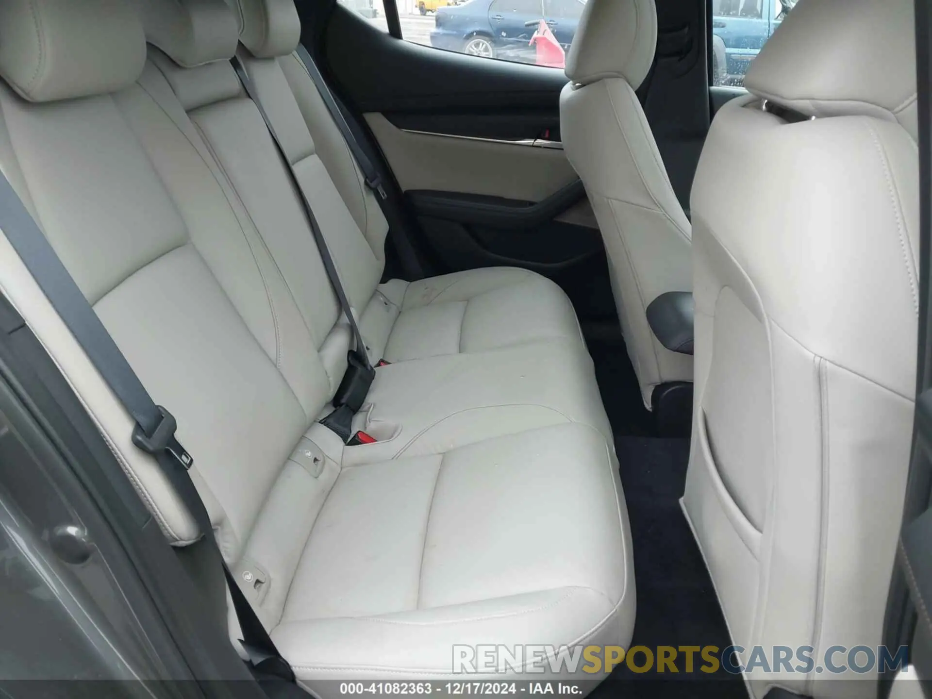 8 Фотография поврежденного автомобиля JM1BPALM7R1654641 MAZDA MAZDA3 2024