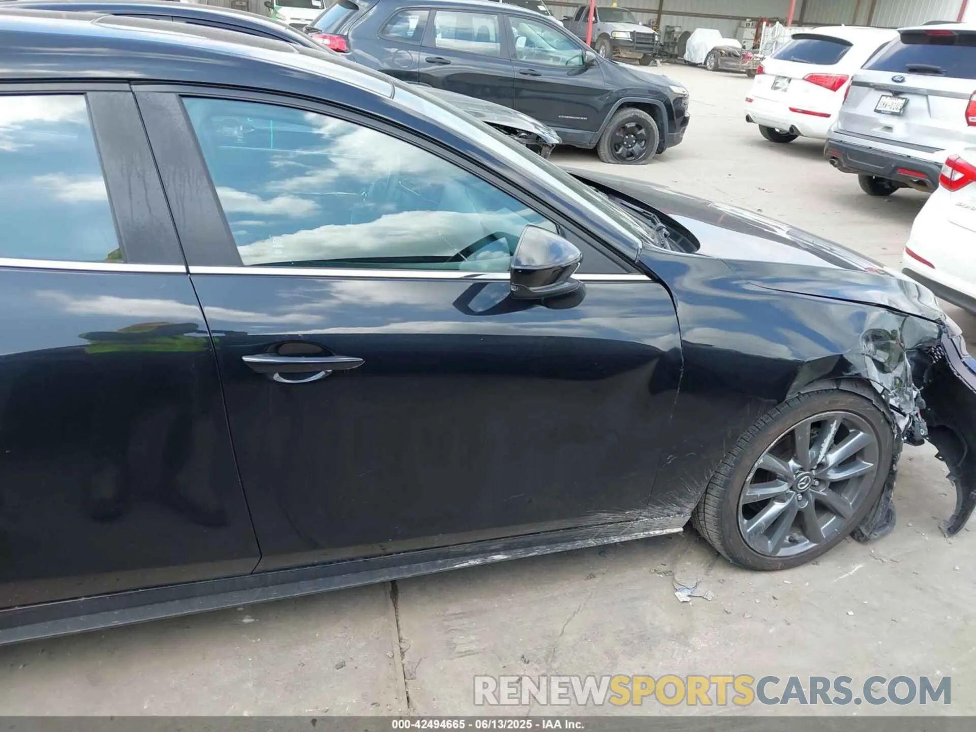14 Photograph of a damaged car JM1BPALMXR1712922 MAZDA MAZDA3 2024
