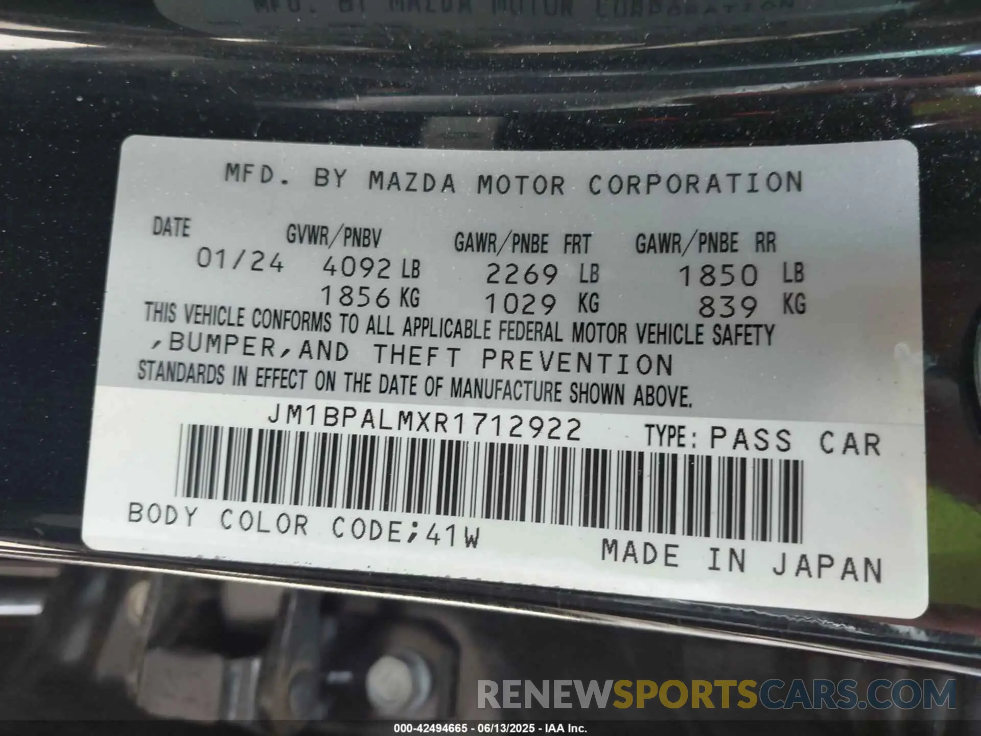 9 Photograph of a damaged car JM1BPALMXR1712922 MAZDA MAZDA3 2024