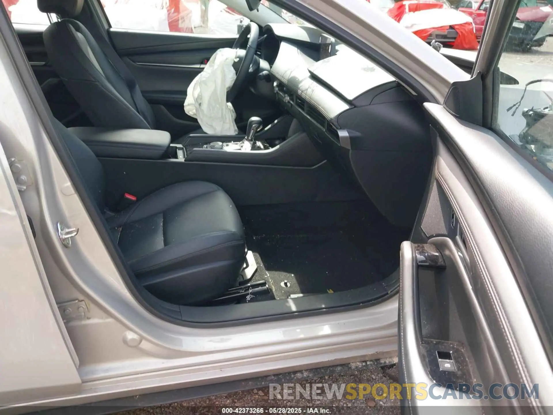 5 Фотография поврежденного автомобиля 3MZBPABM3SM456792 MAZDA MAZDA3 2025