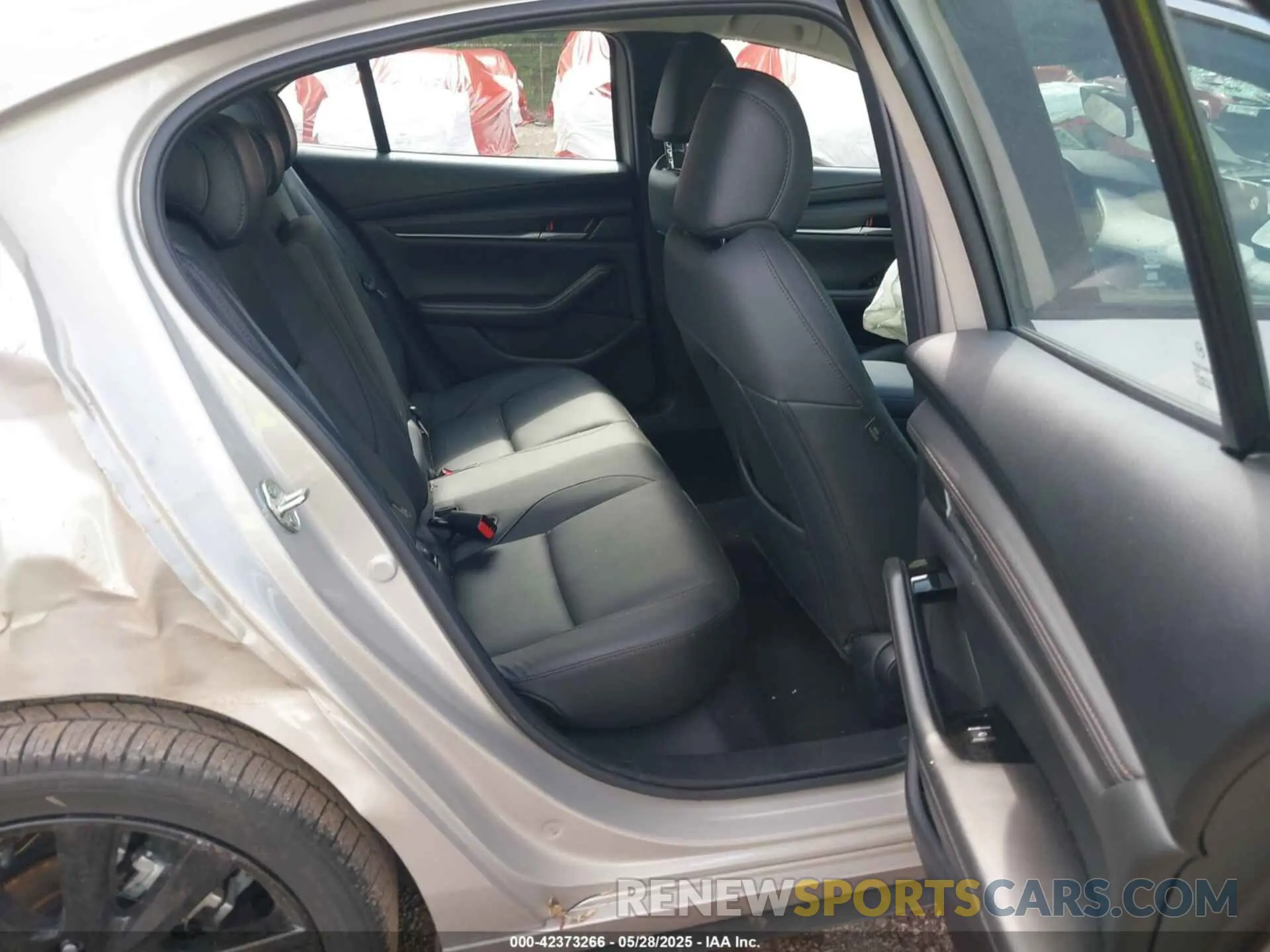 8 Фотография поврежденного автомобиля 3MZBPABM3SM456792 MAZDA MAZDA3 2025