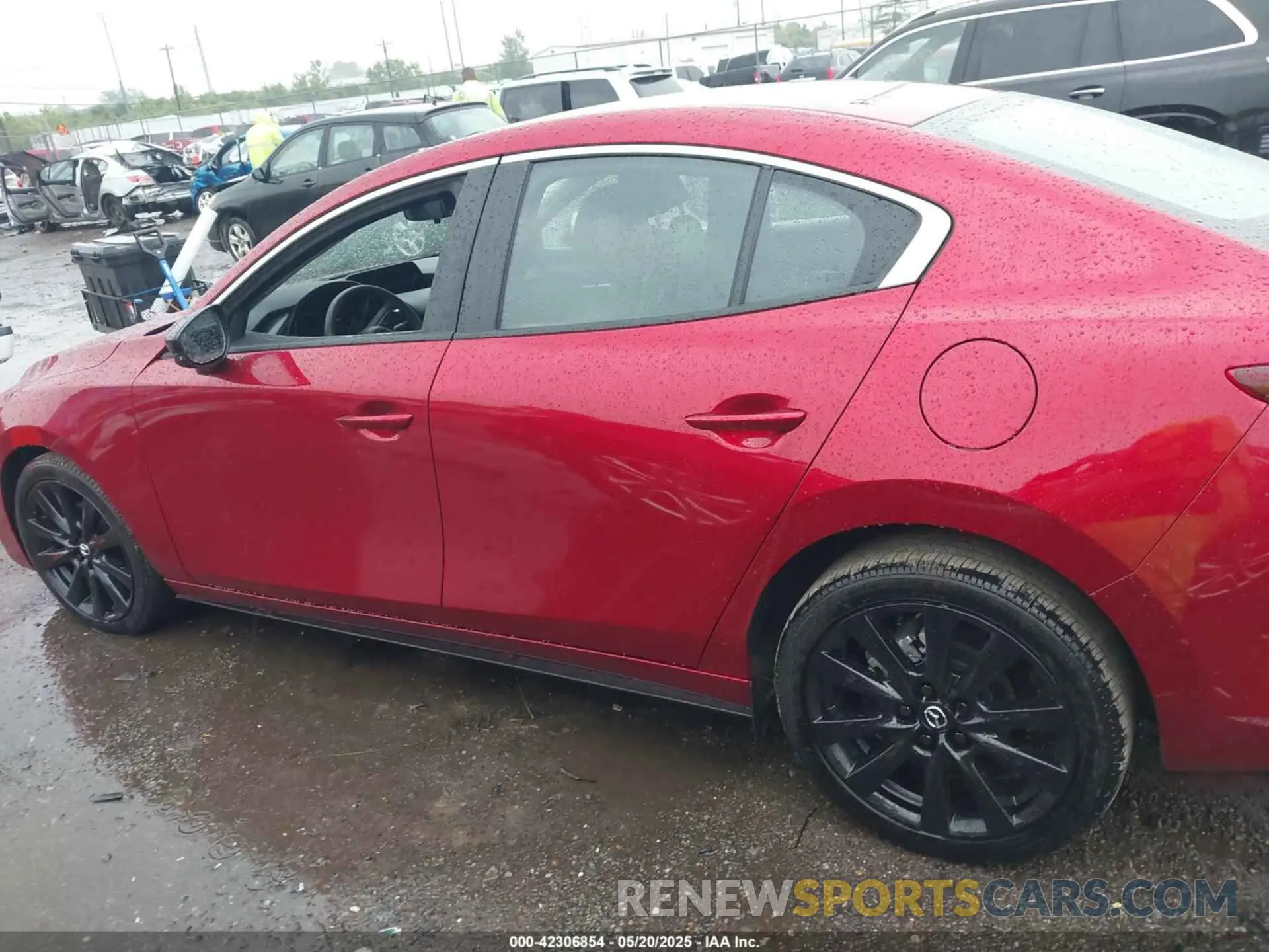 14 Photograph of a damaged car 3MZBPABM3SM465542 MAZDA MAZDA3 2025