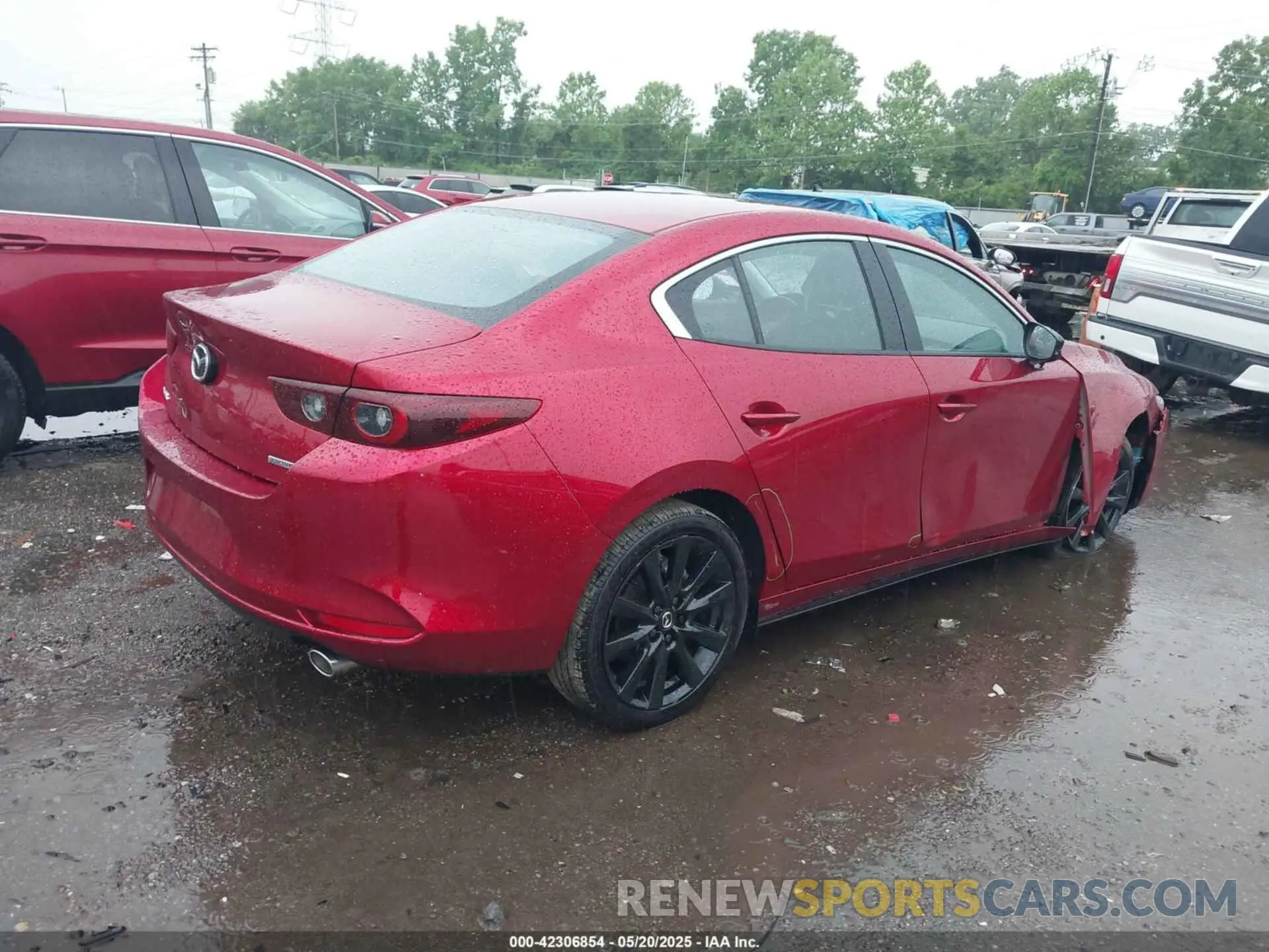 4 Photograph of a damaged car 3MZBPABM3SM465542 MAZDA MAZDA3 2025