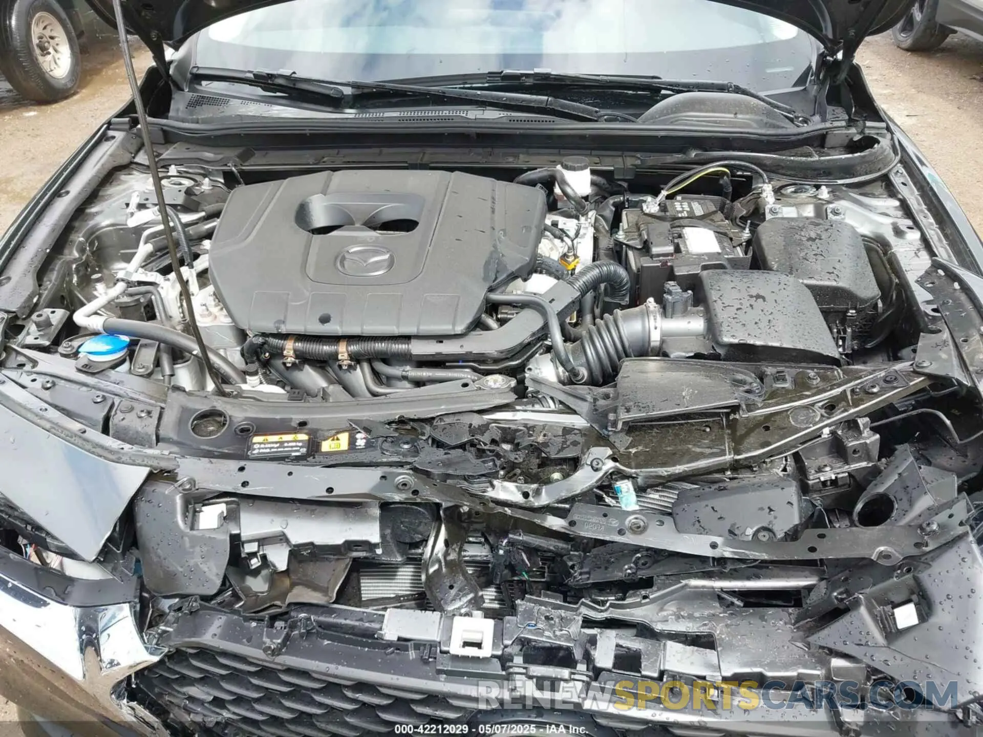 10 Фотография поврежденного автомобиля 3MZBPABM9SM468512 MAZDA MAZDA3 2025
