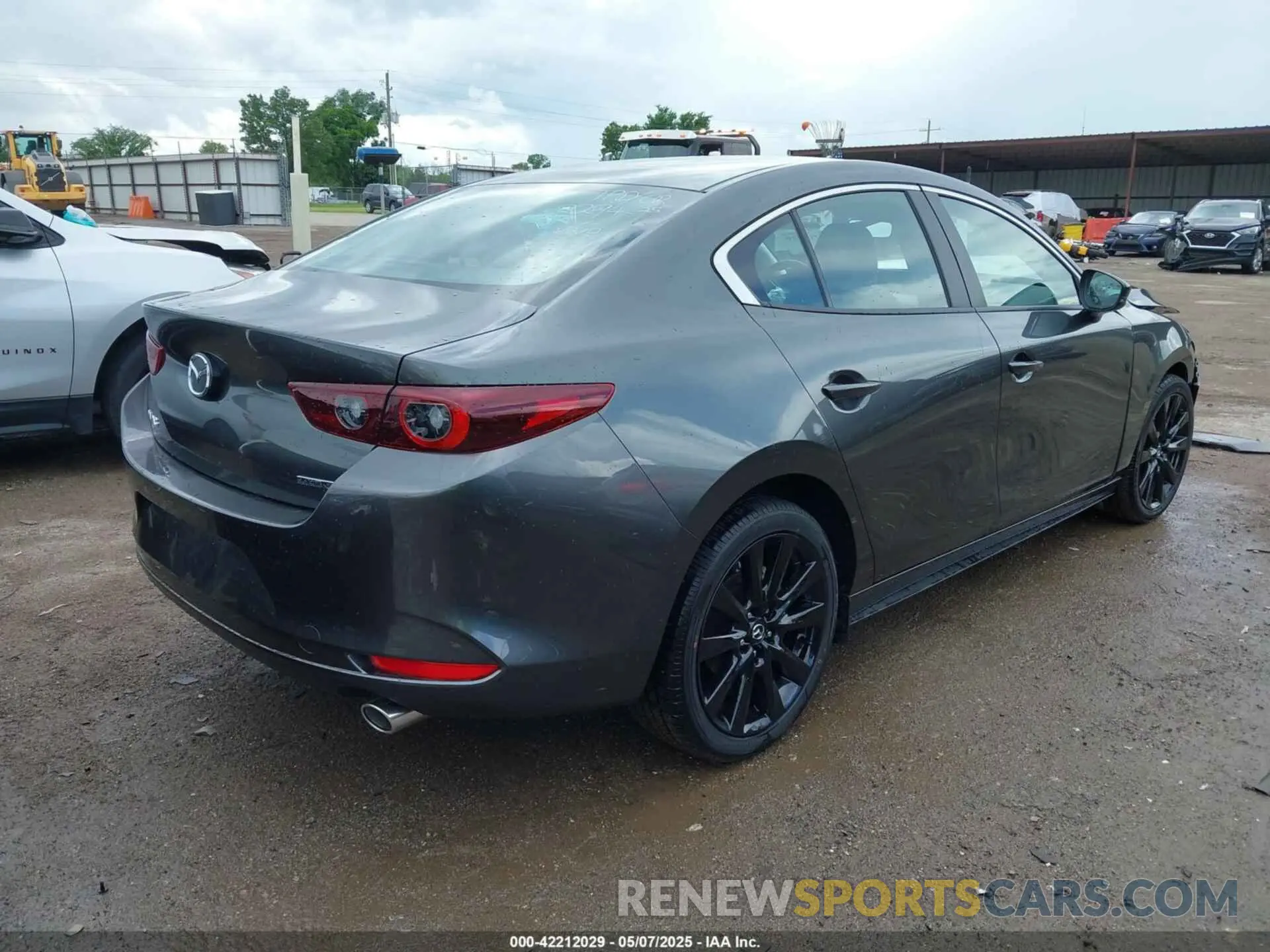 4 Фотография поврежденного автомобиля 3MZBPABM9SM468512 MAZDA MAZDA3 2025